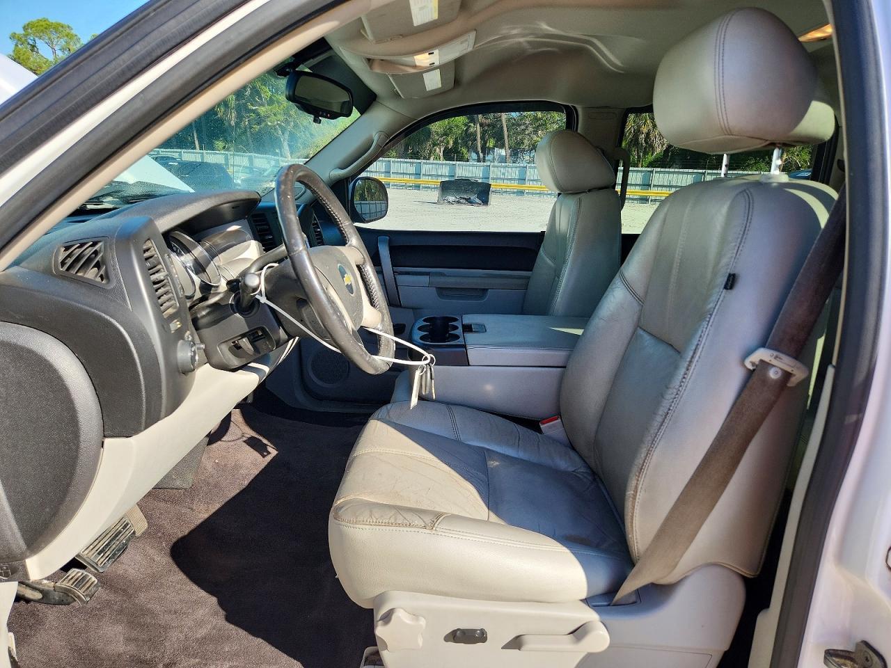 2010 Chevrolet Silverado K1500 Lt - Image 7