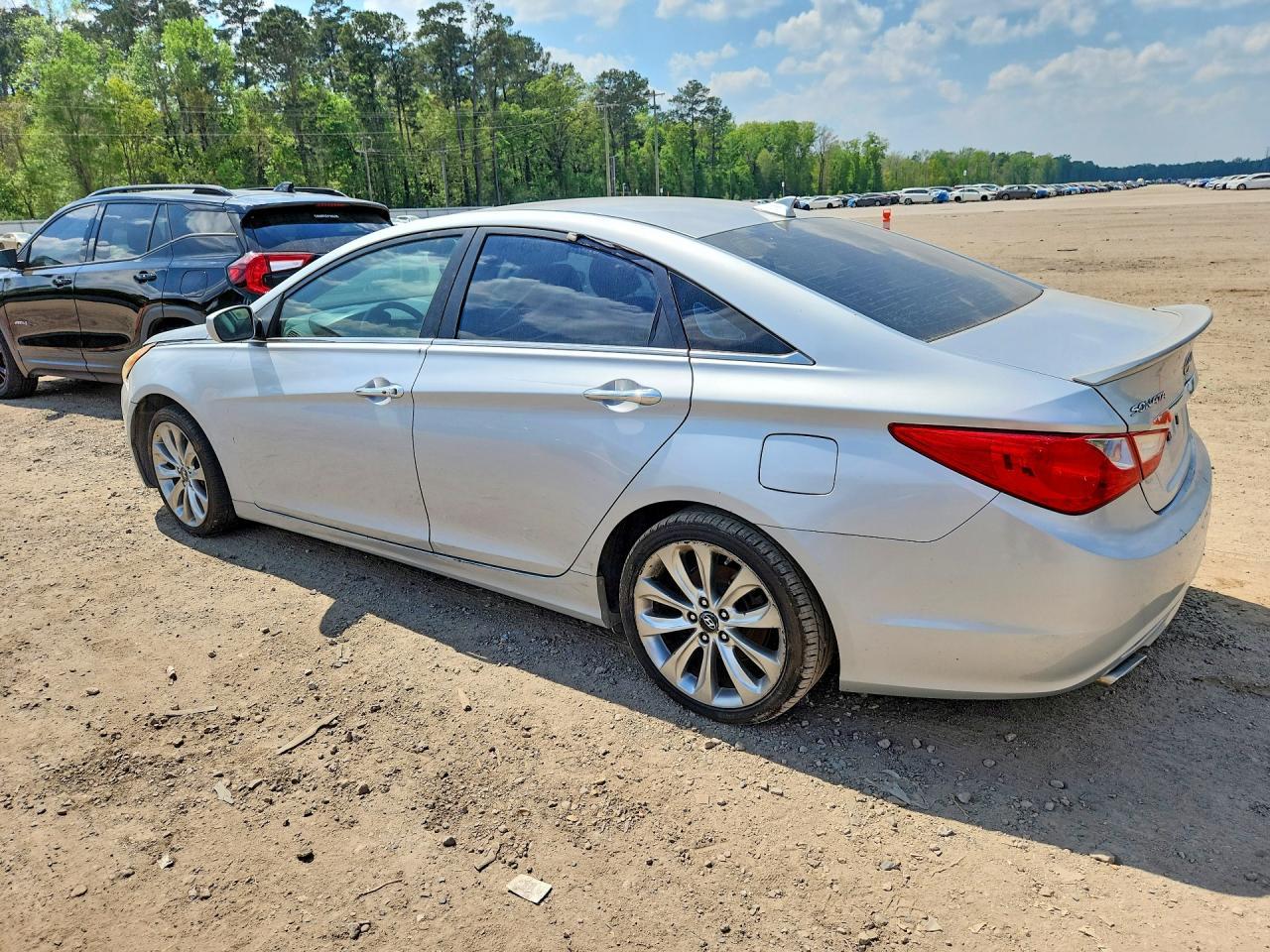 2013 Hyundai Sonata Se - Image 2