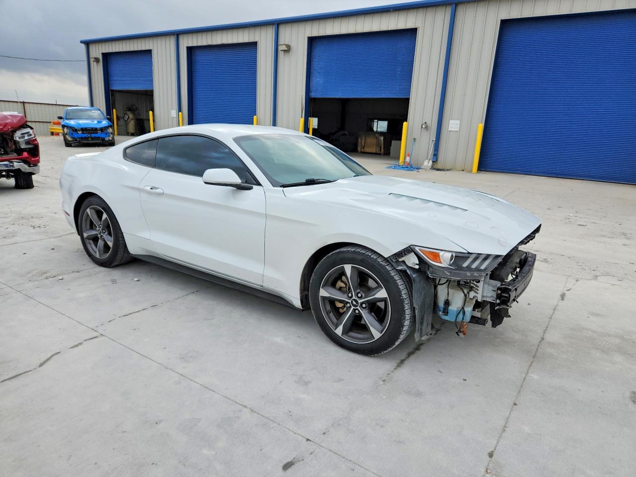 2016 Ford Mustang - Image 4
