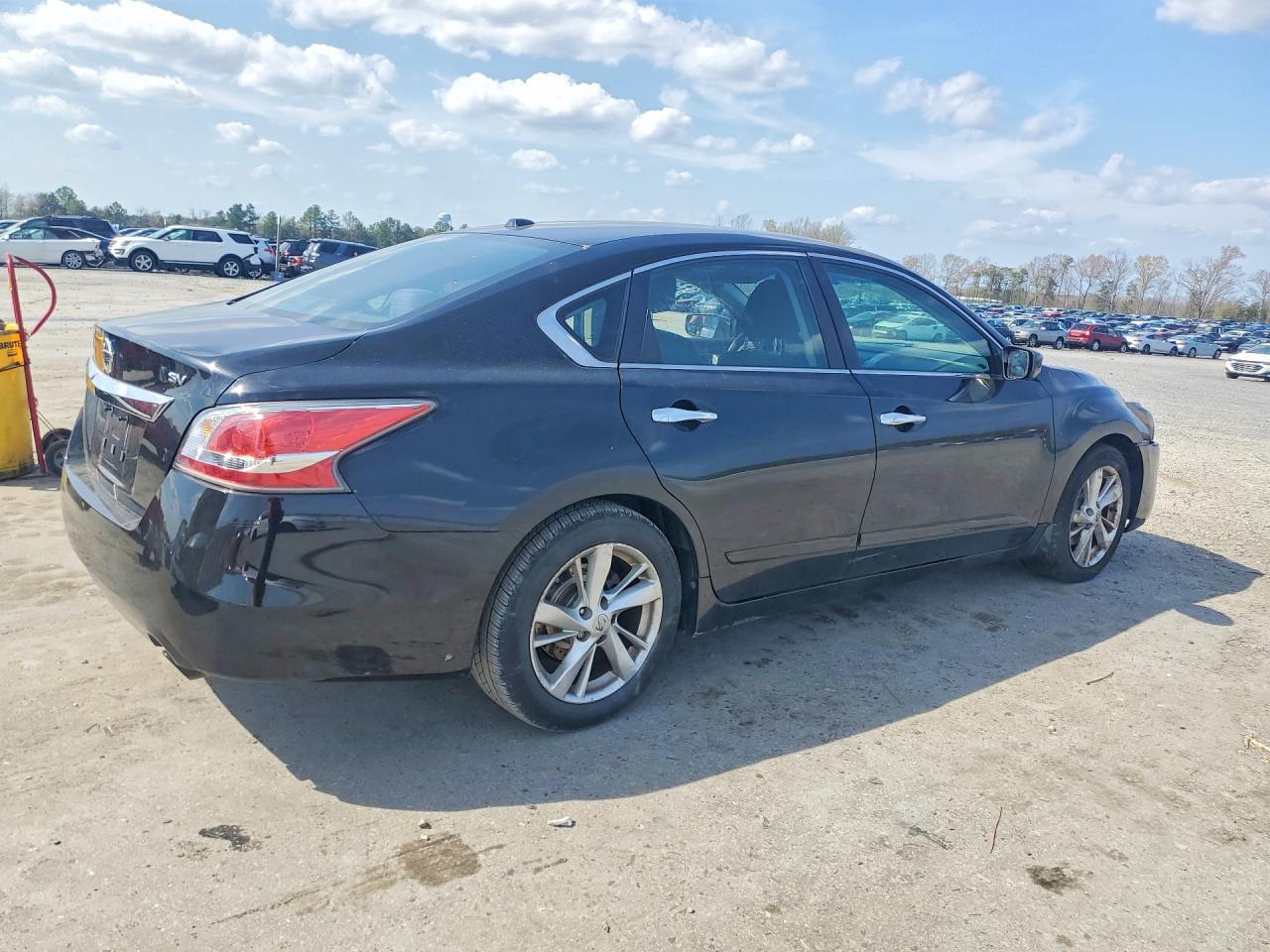 2015 Nissan Altima 2.5 Sv - Фото 3