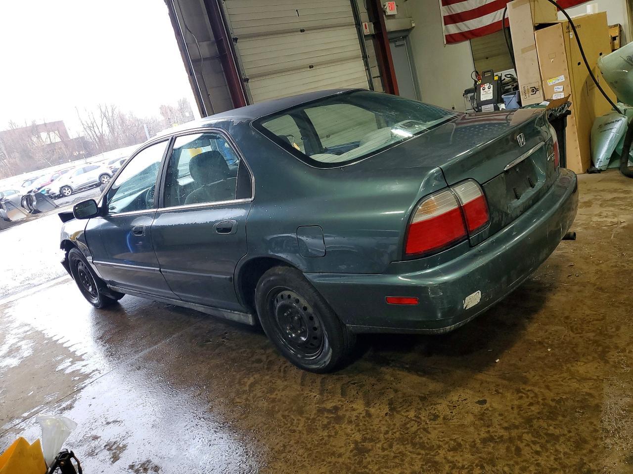1996 Honda Accord Lx - Фото 2