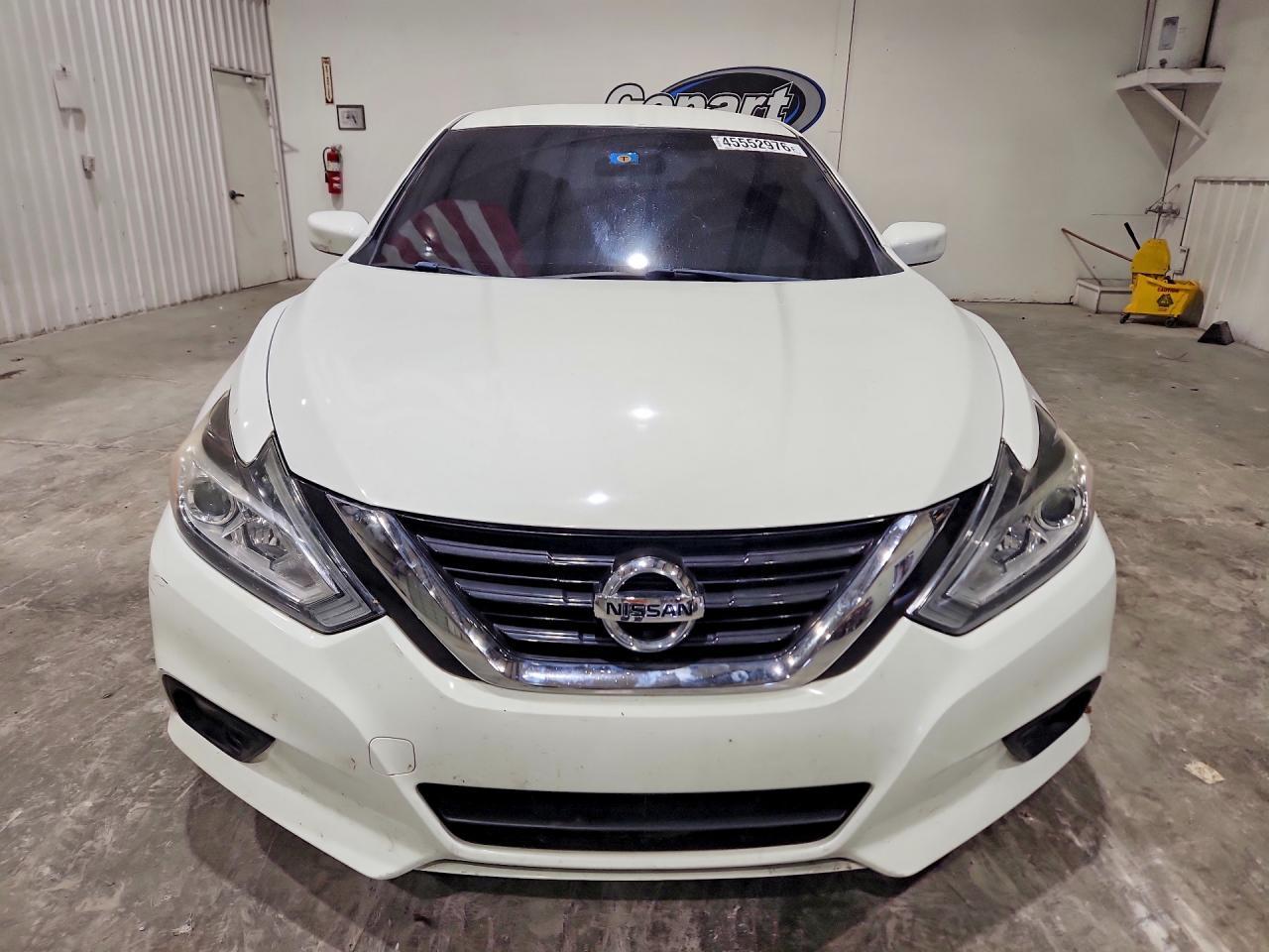 2018 Nissan Altima 2.5 Sv - Image 5