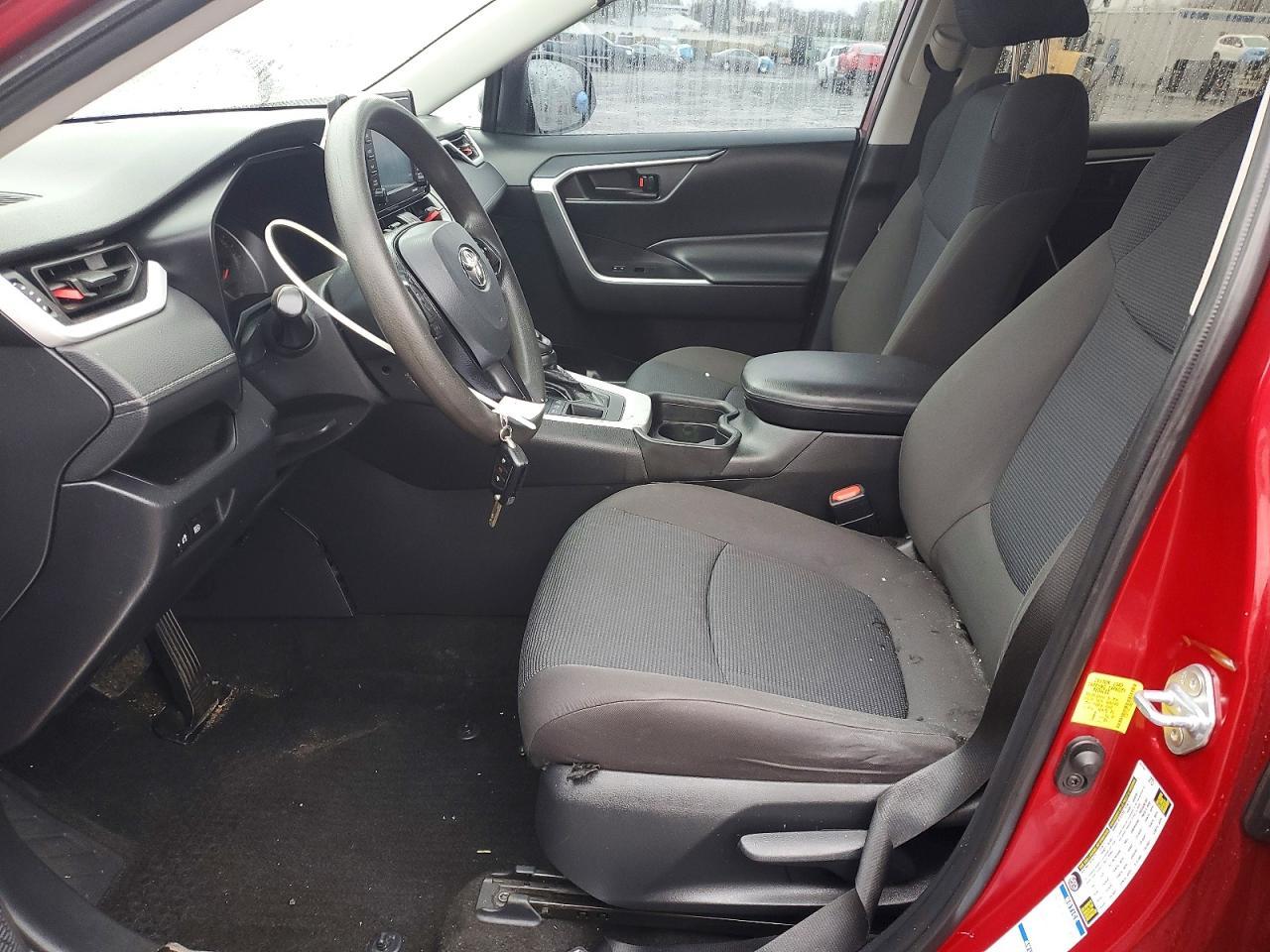 2021 Toyota Rav4 Le - Фото 7