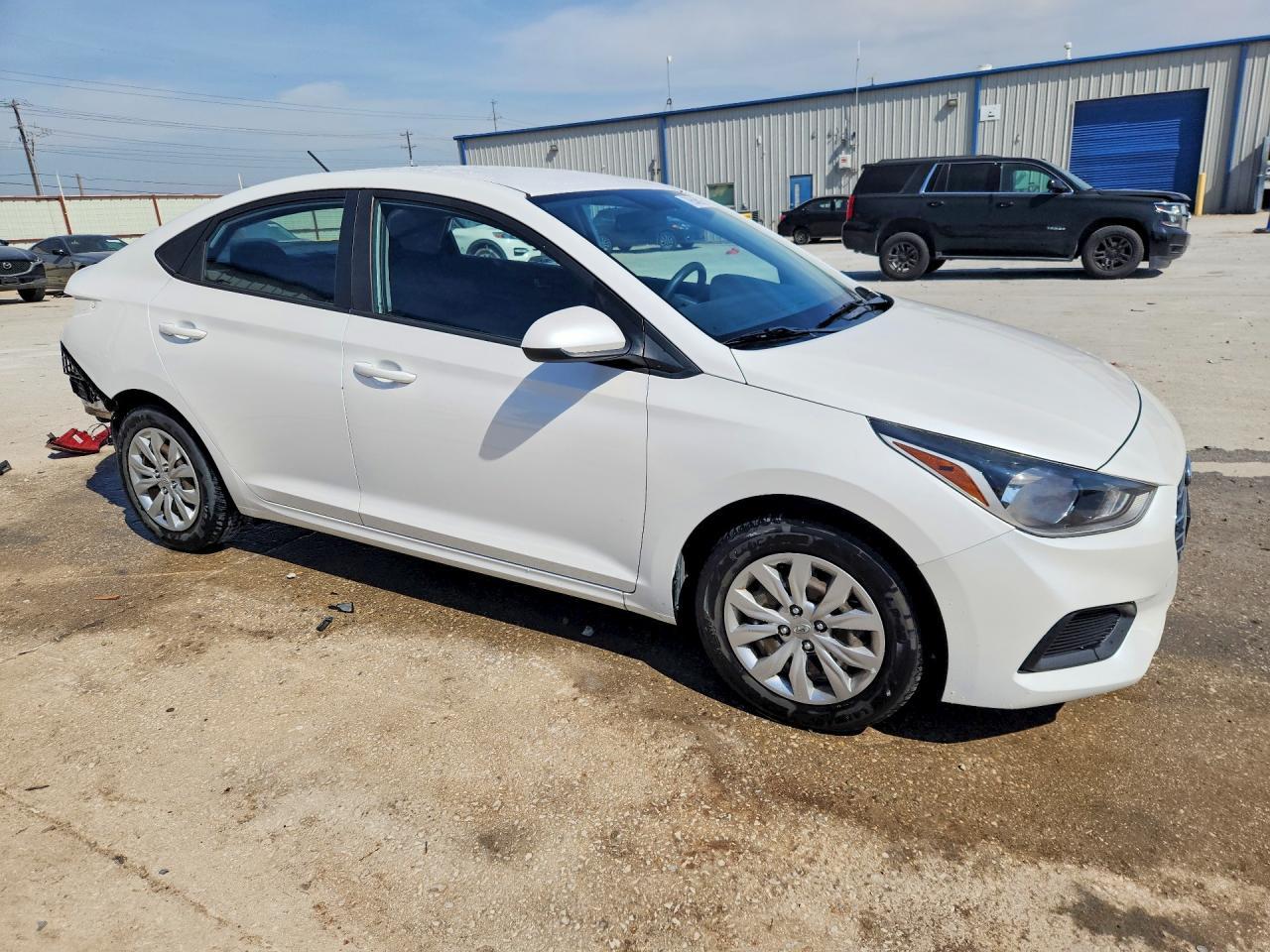 2019 Hyundai Accent Se - Фото 4