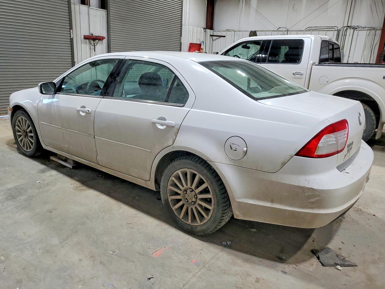 2006 Mercury Milan Premier - Image 2