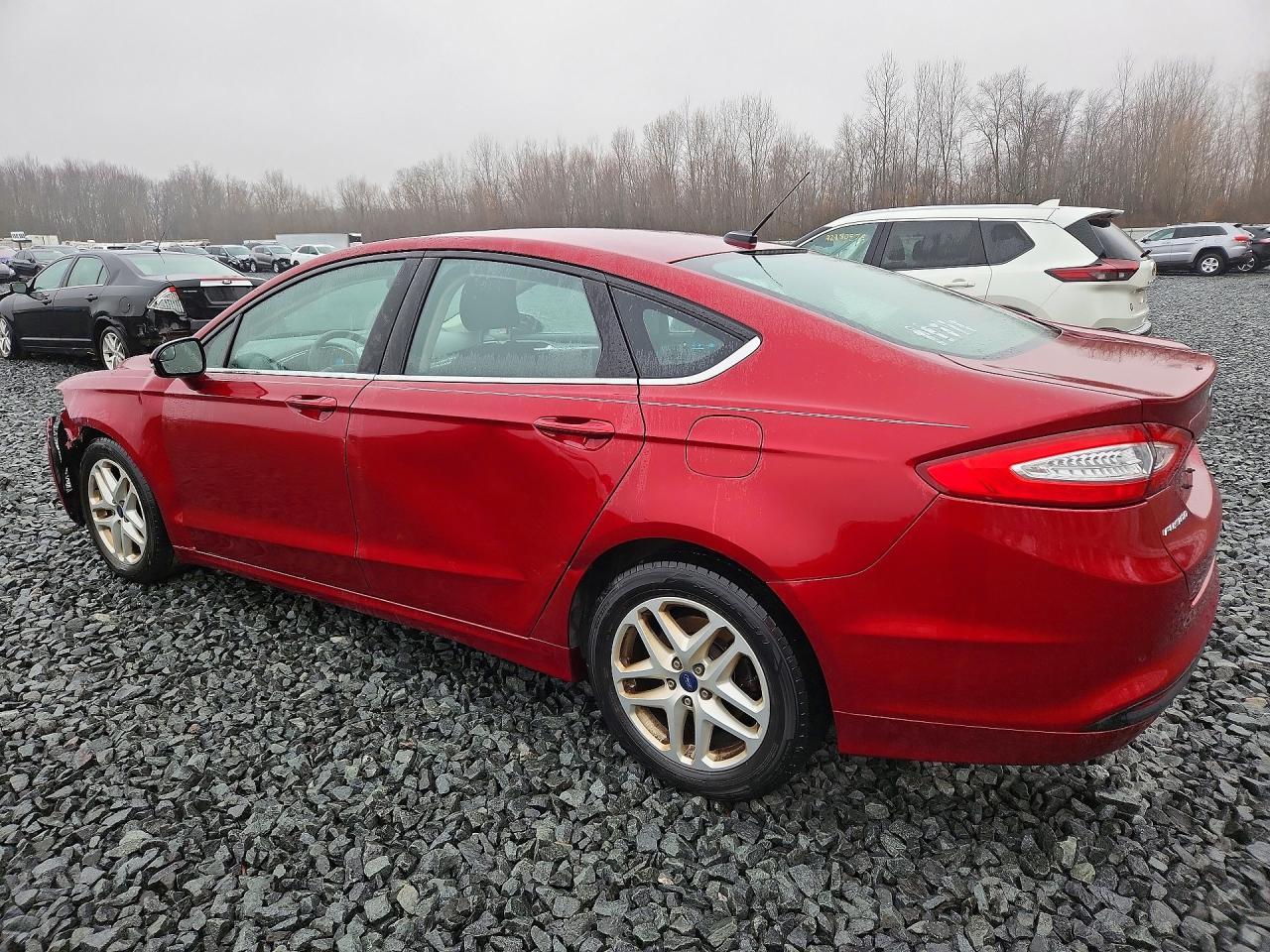 2016 Ford Fusion Se - Фото 2