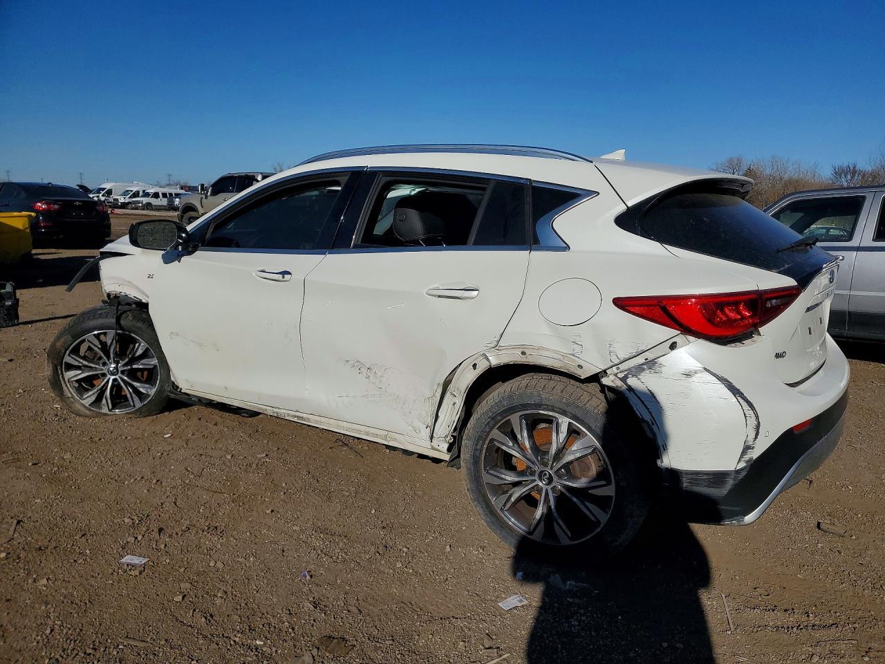 2018 Infiniti Qx30 Premium - Фото 2