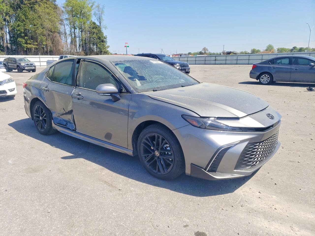 2026 Toyota Camry Se - Image 4