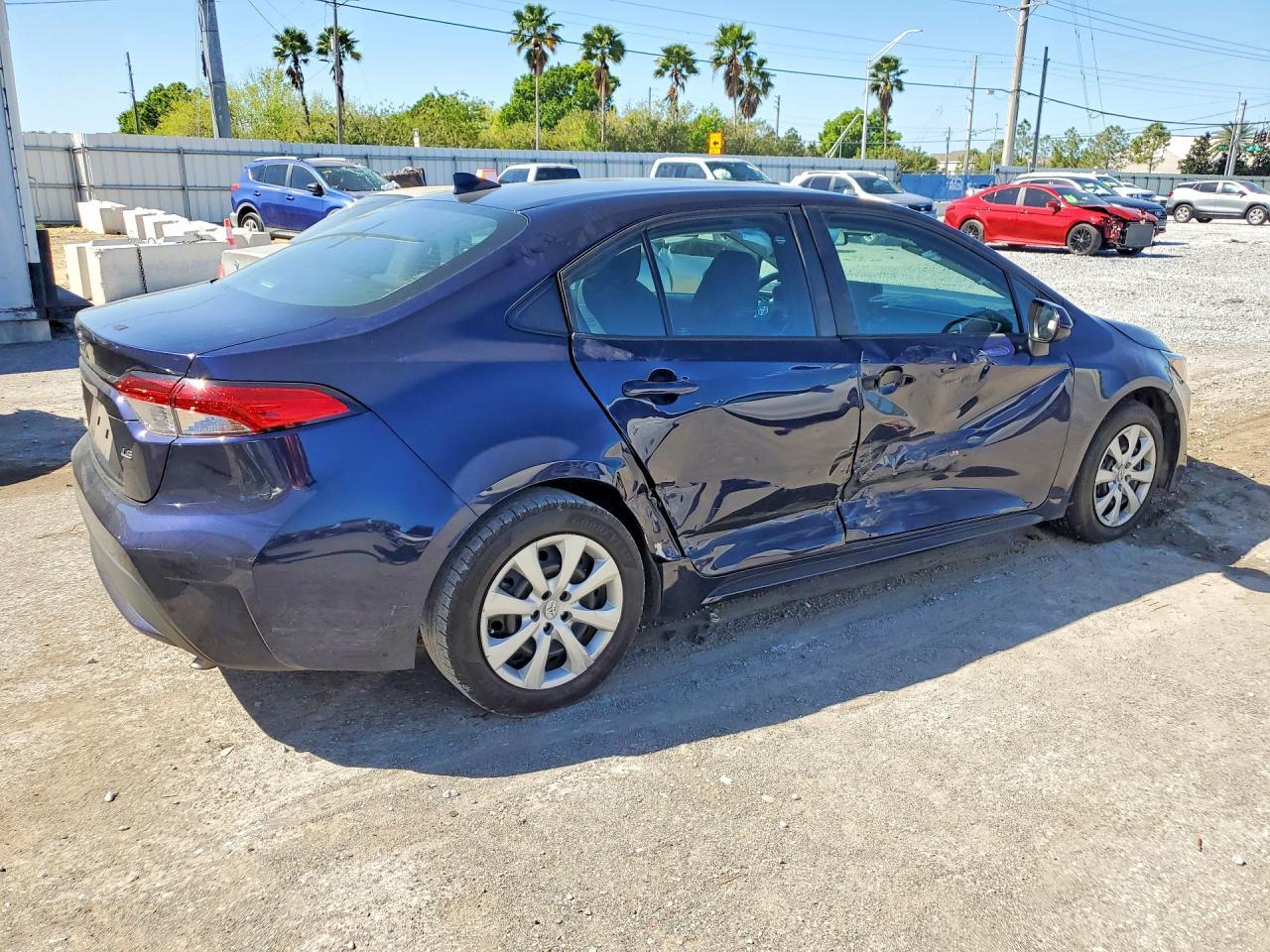 2022 Toyota Corolla Le - Image 3