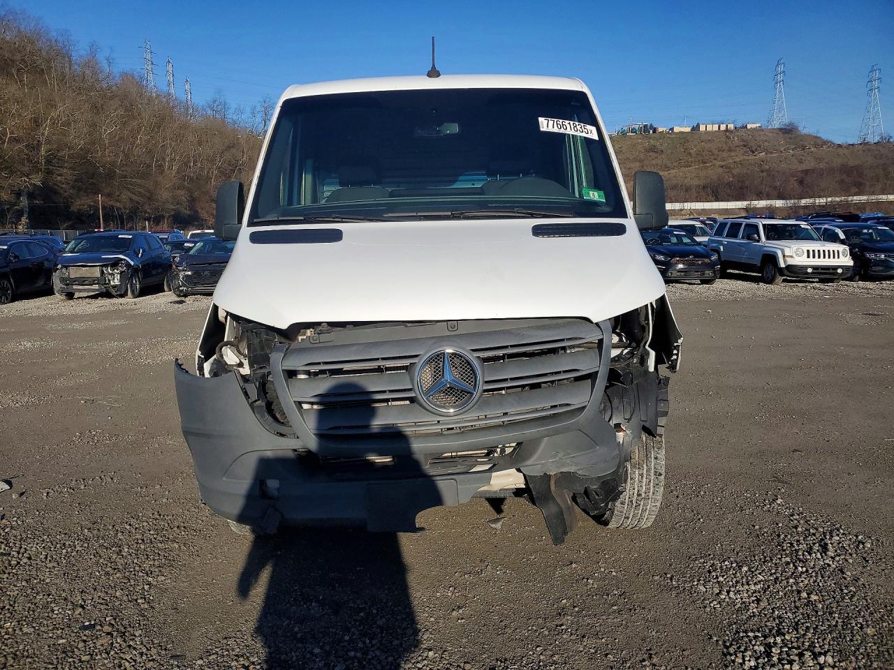 2021 Mercedes Benz Sprinter 1500 Delivery Van - Фото 5