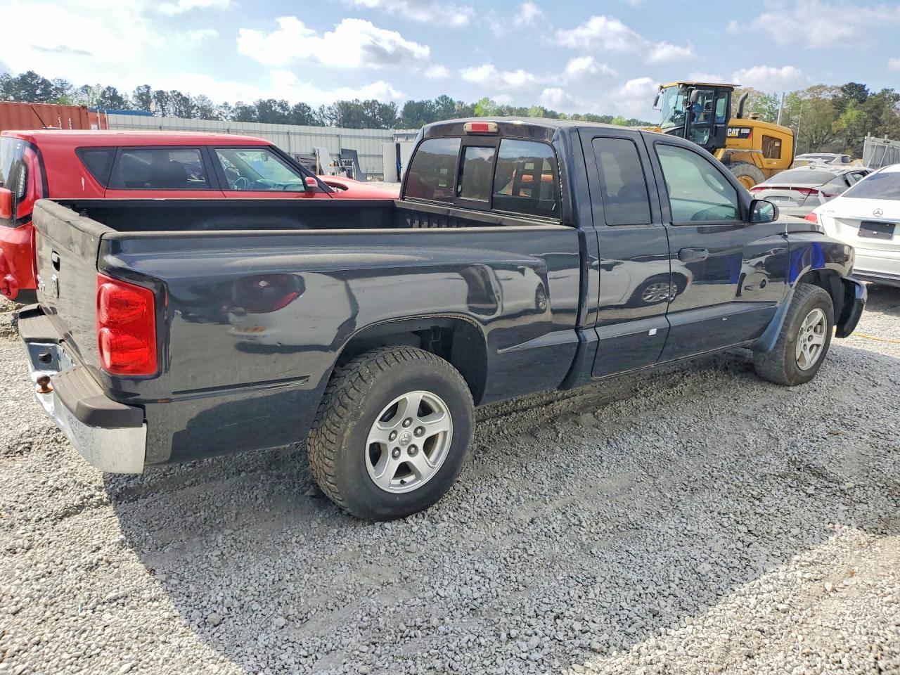 2006 Dodge Dakota Slt - Image 3