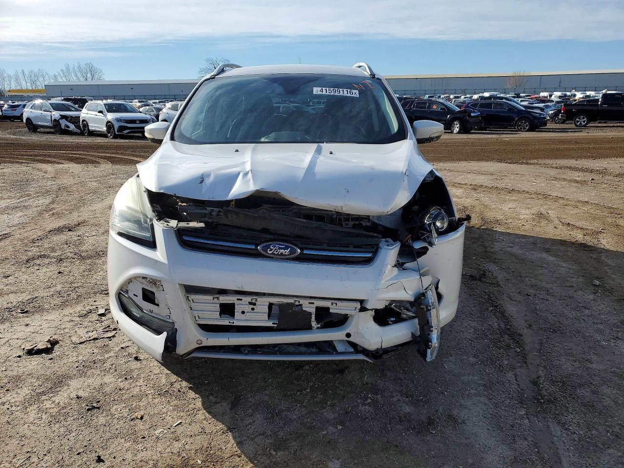 2016 Ford Escape Titanium - Фото 5