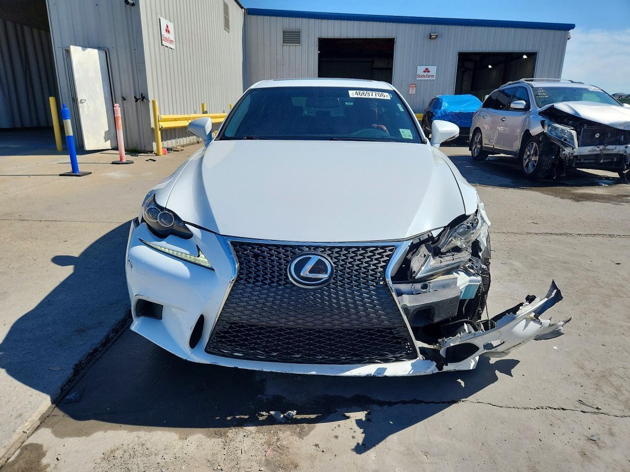2016 Lexus Is 200T Base - Image 5