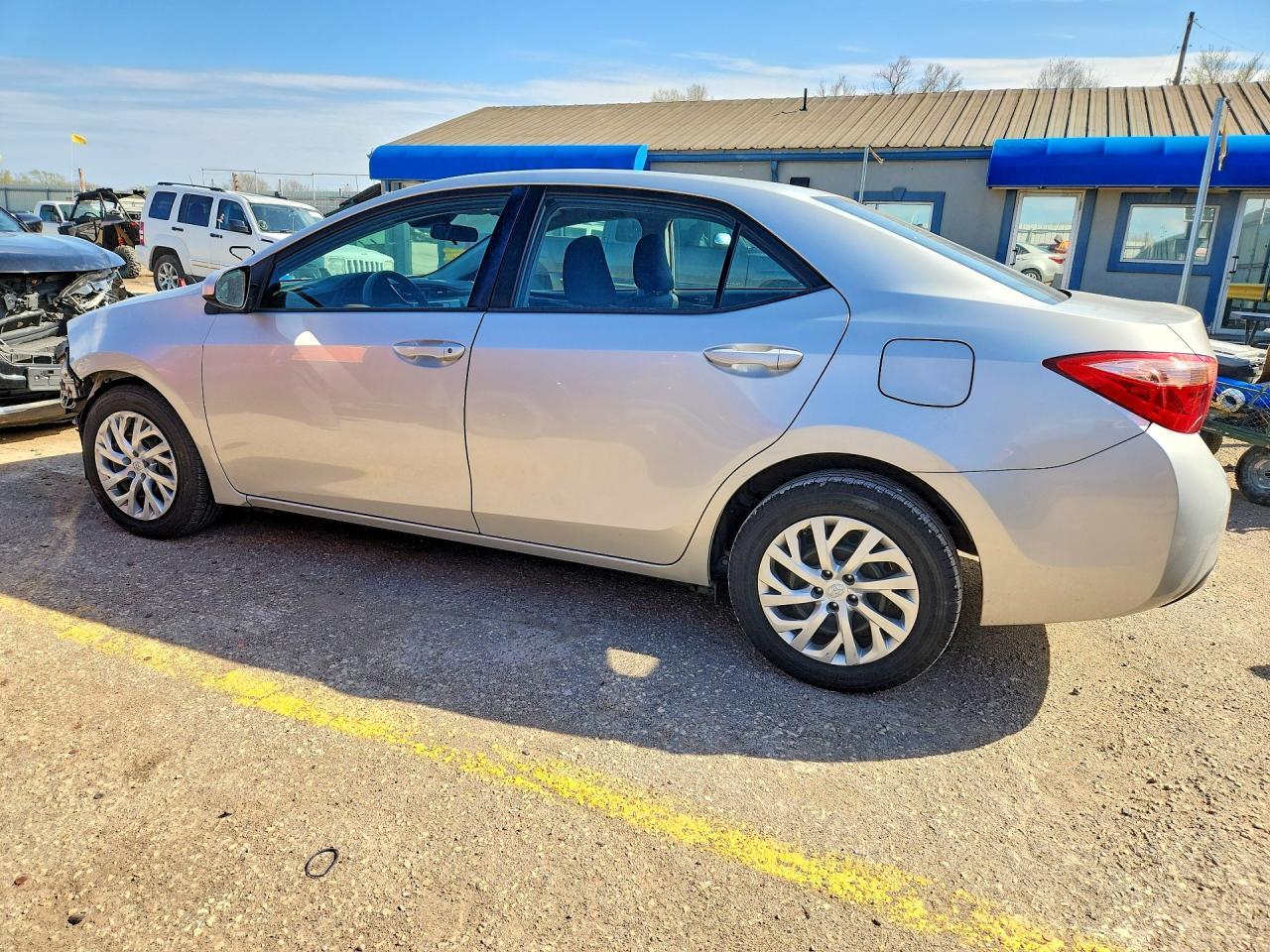 2018 Toyota Corolla Le - Image 2