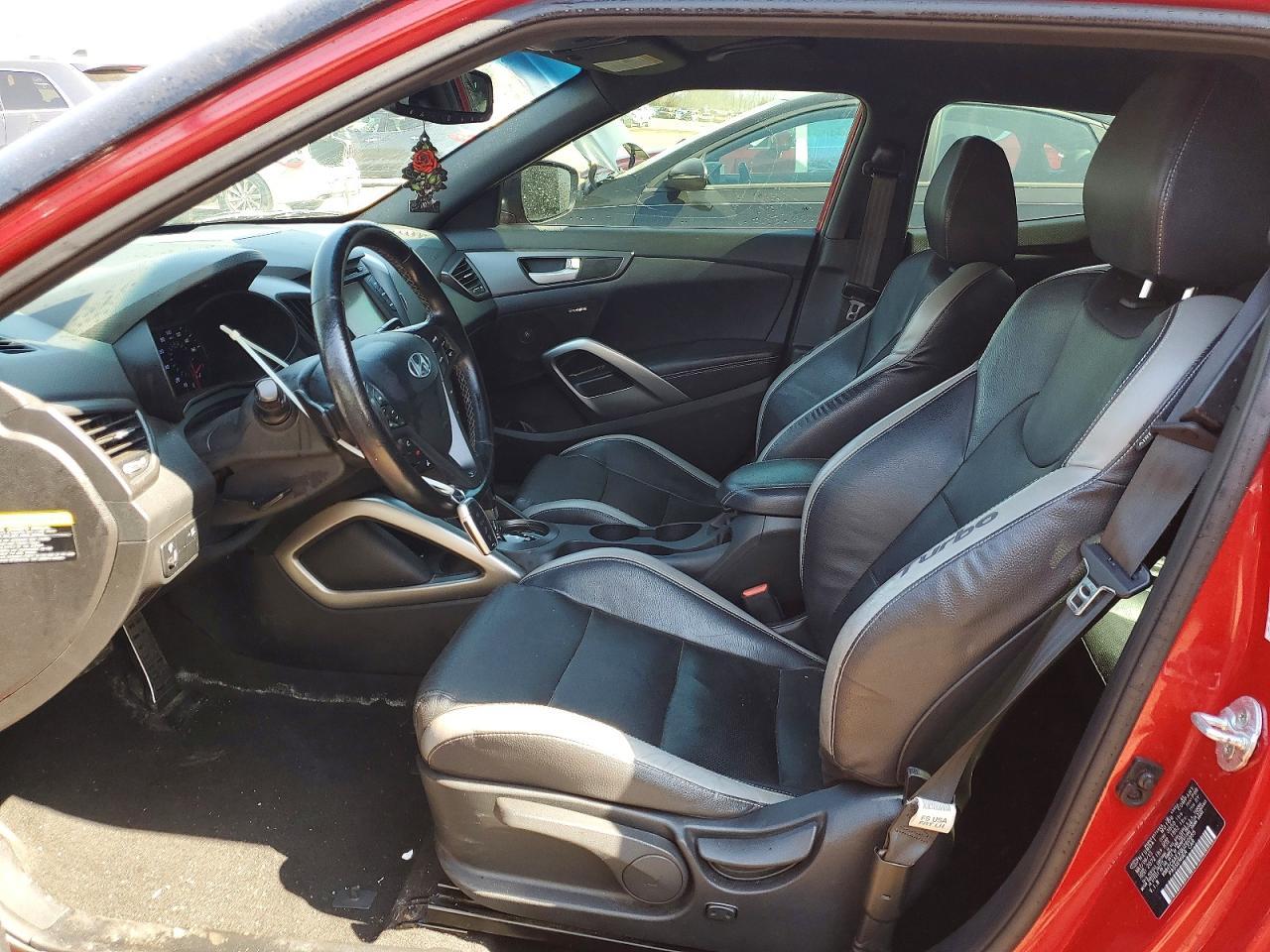 2016 Hyundai Veloster Turbo - Image 7