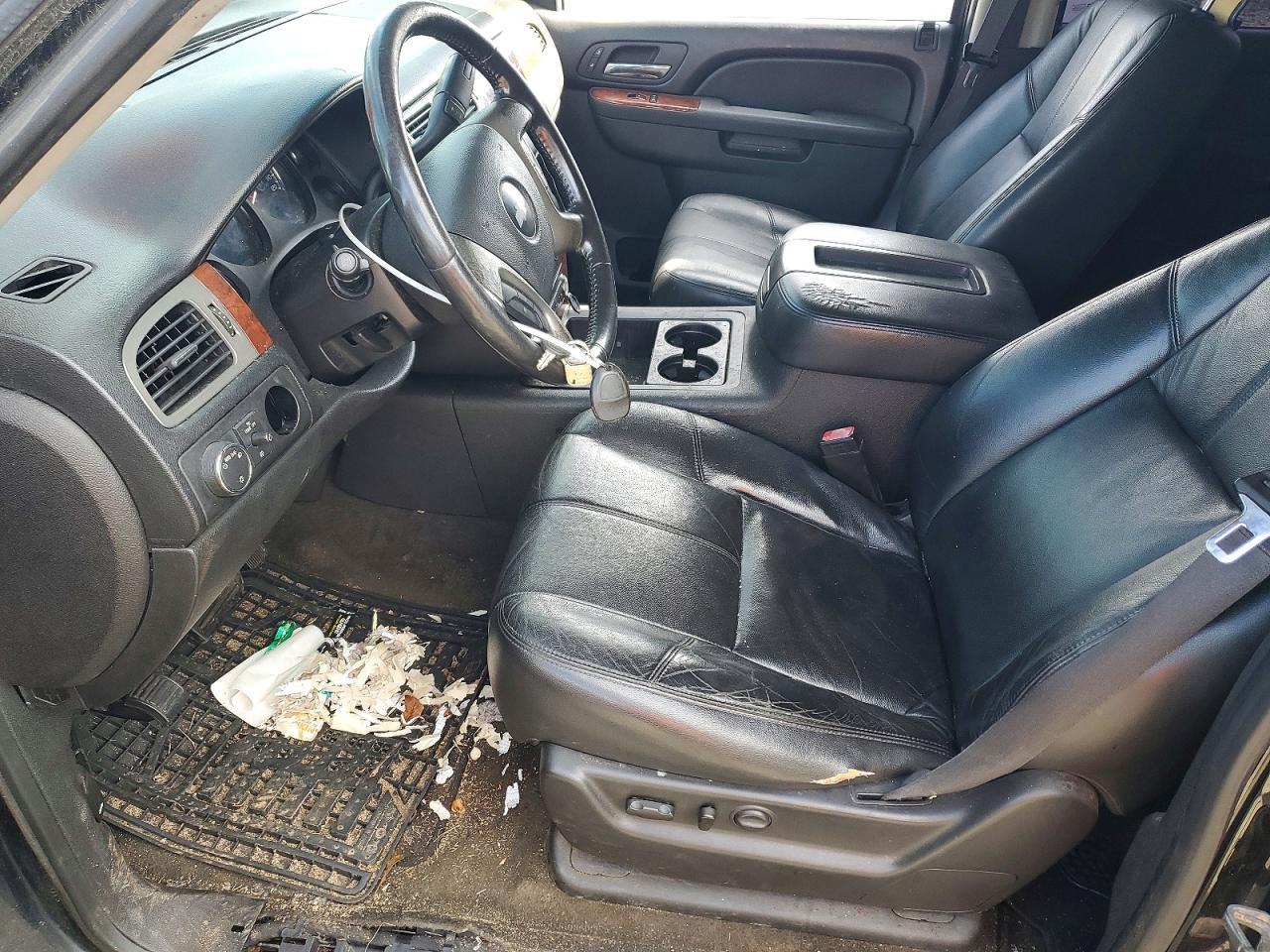2013 Chevrolet Suburban K1500 Lt - Image 7
