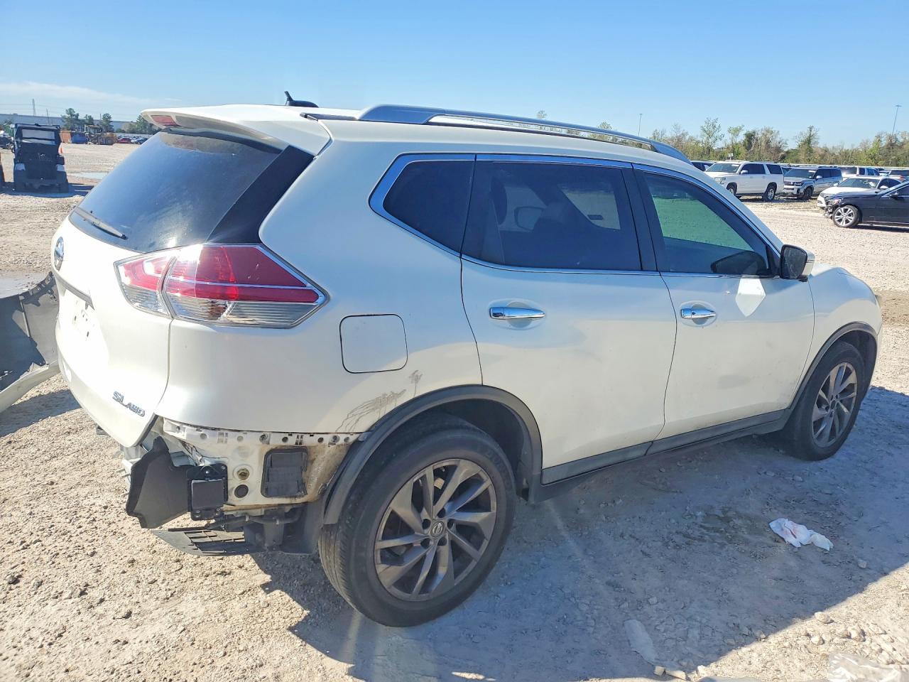 2016 Nissan Rogue Sl - Image 3