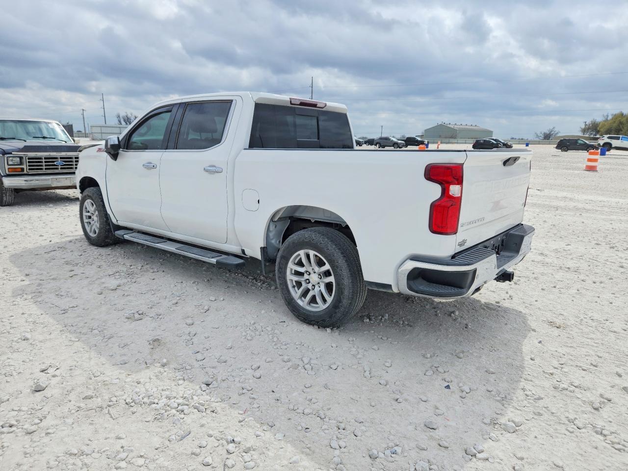 2021 Chevrolet Silverado K1500 Ltz - Image 2