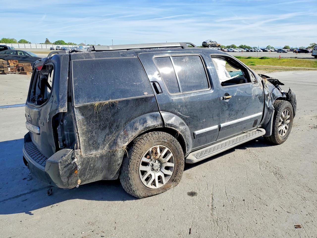 2012 Nissan Pathfinder S - Фото 3