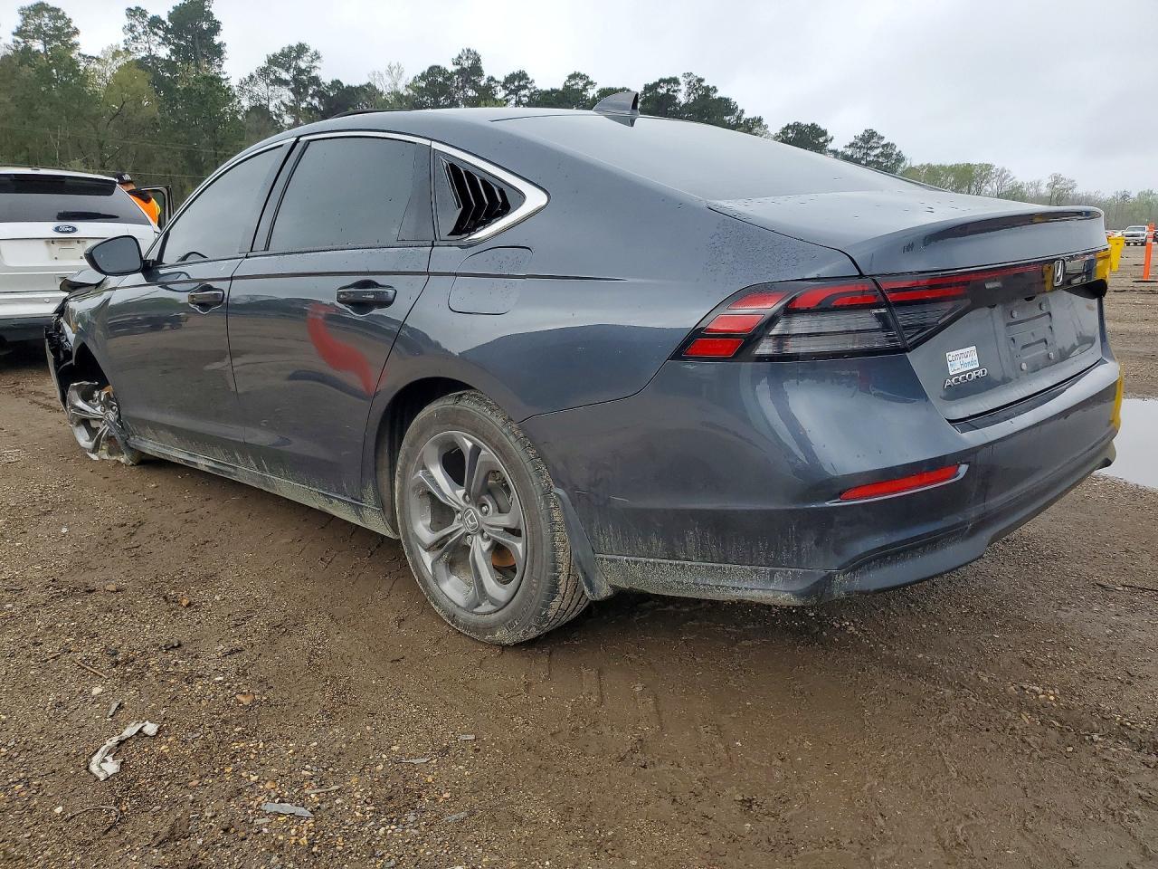 2023 Honda Accord Ex - Image 2