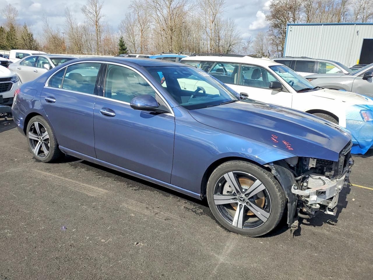 2024 Mercedes-Benz C 300 4Matic - Фото 4