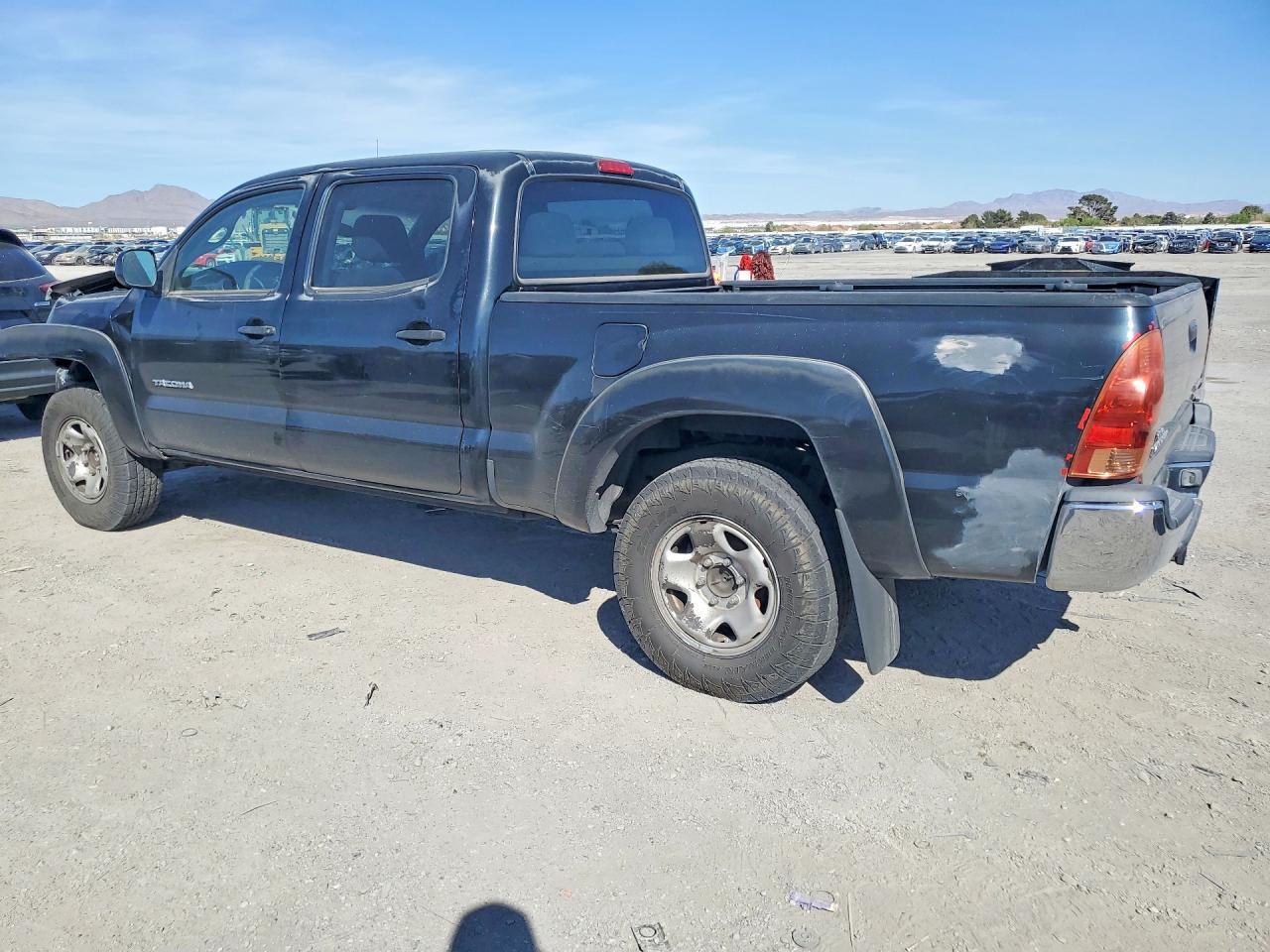 2006 Toyota Tacoma - Image 2