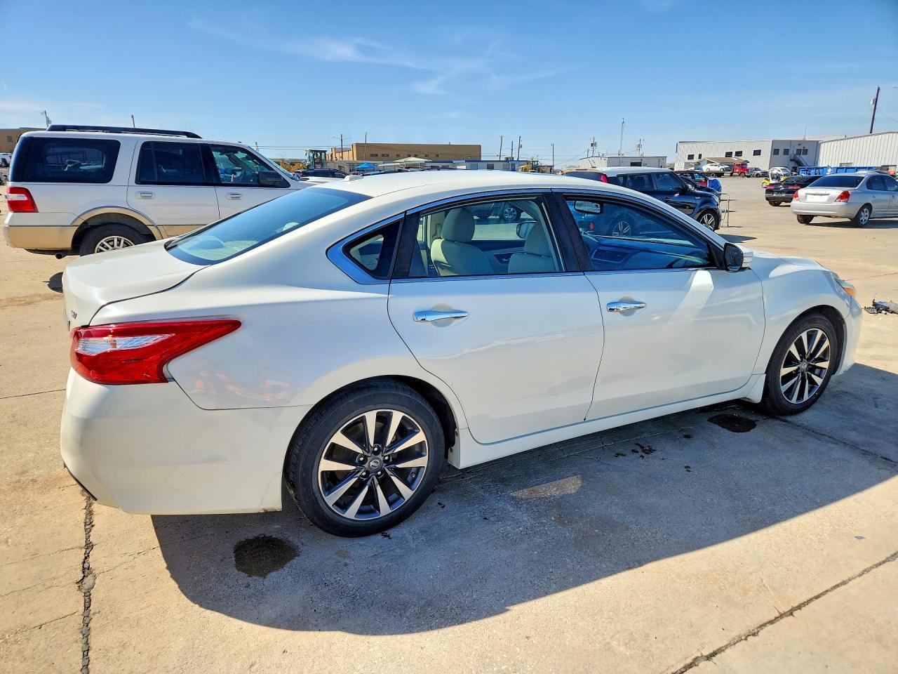 2016 Nissan Altima 2.5 Sv - Фото 3