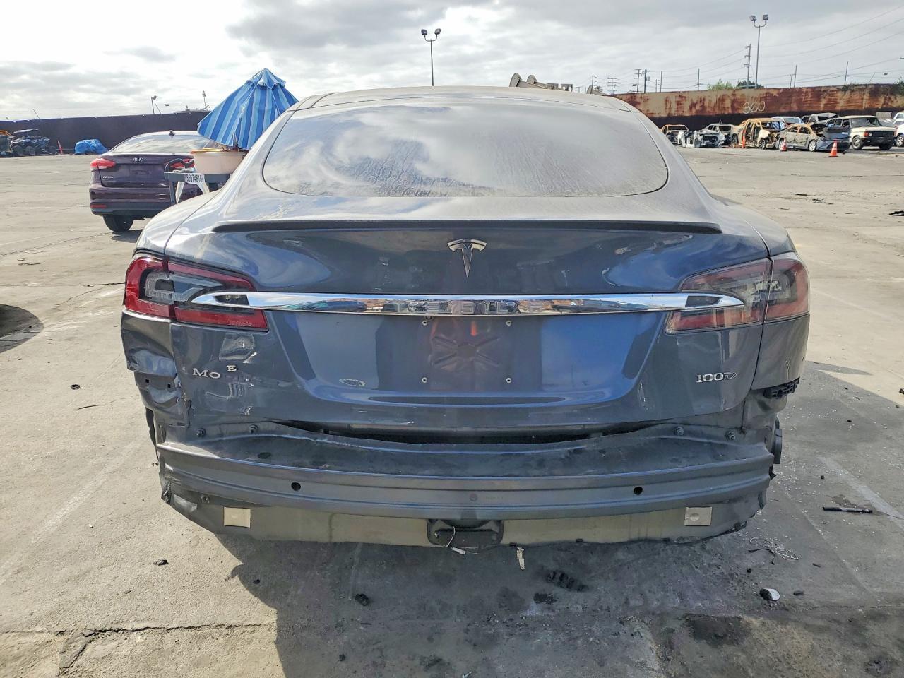 2017 Tesla Model S - Image 6