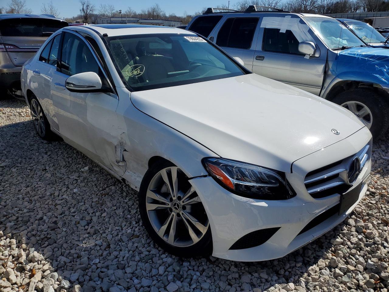 2020 Mercedes-Benz C 300 4Matic - Фото 4
