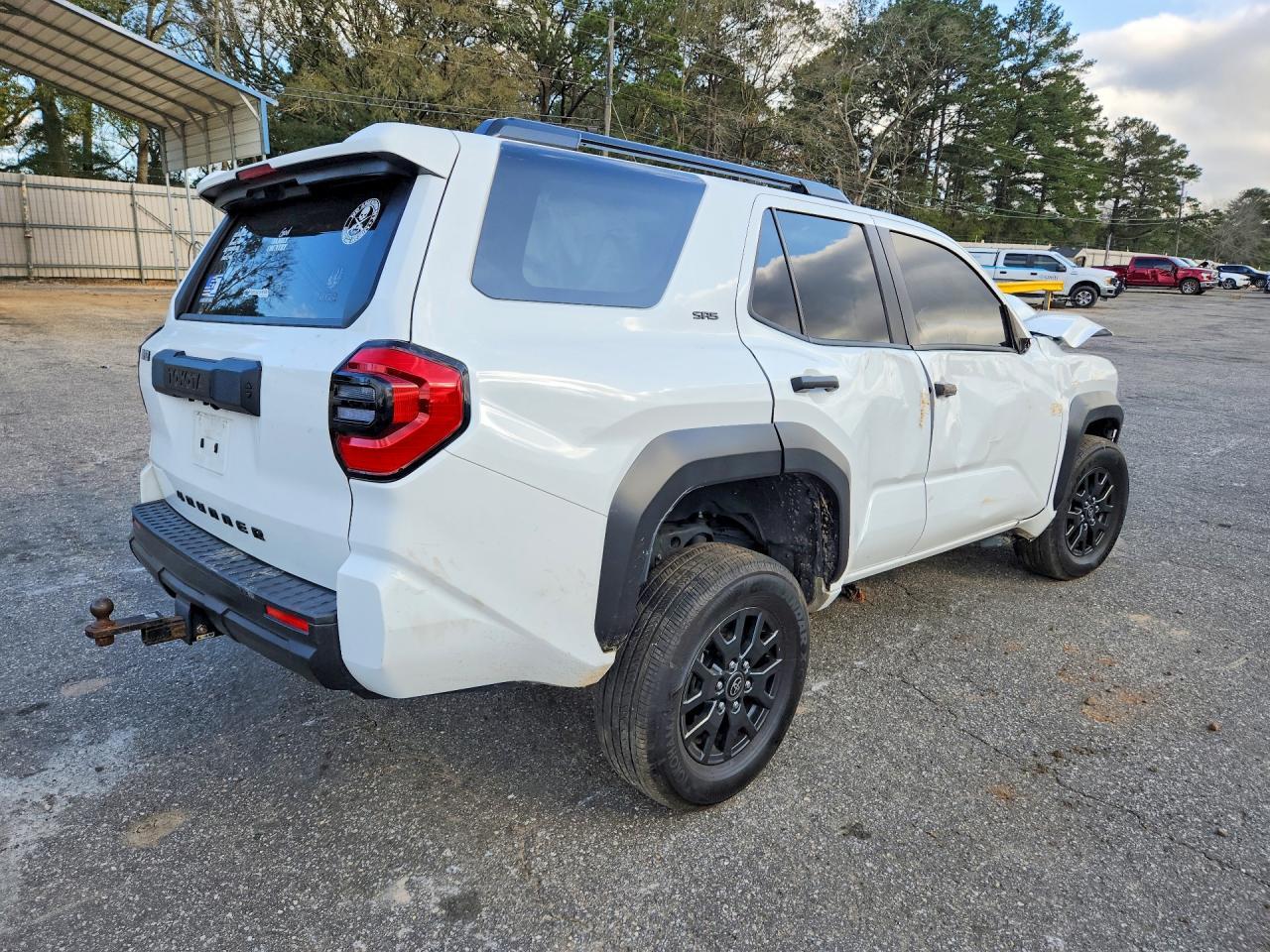 2025 Toyota 4Runner Sr5 - Фото 3