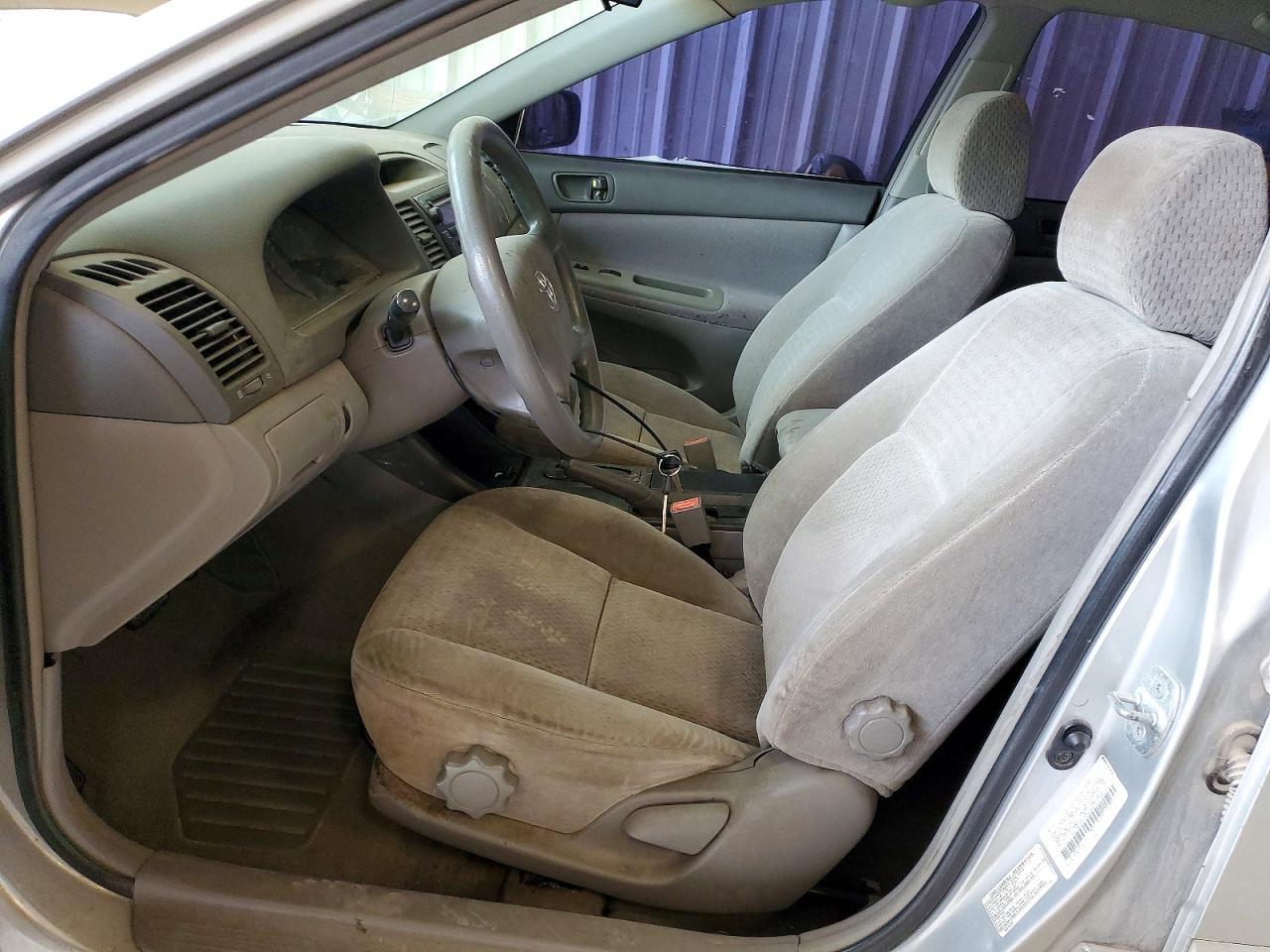 2002 Toyota Camry - Image 7