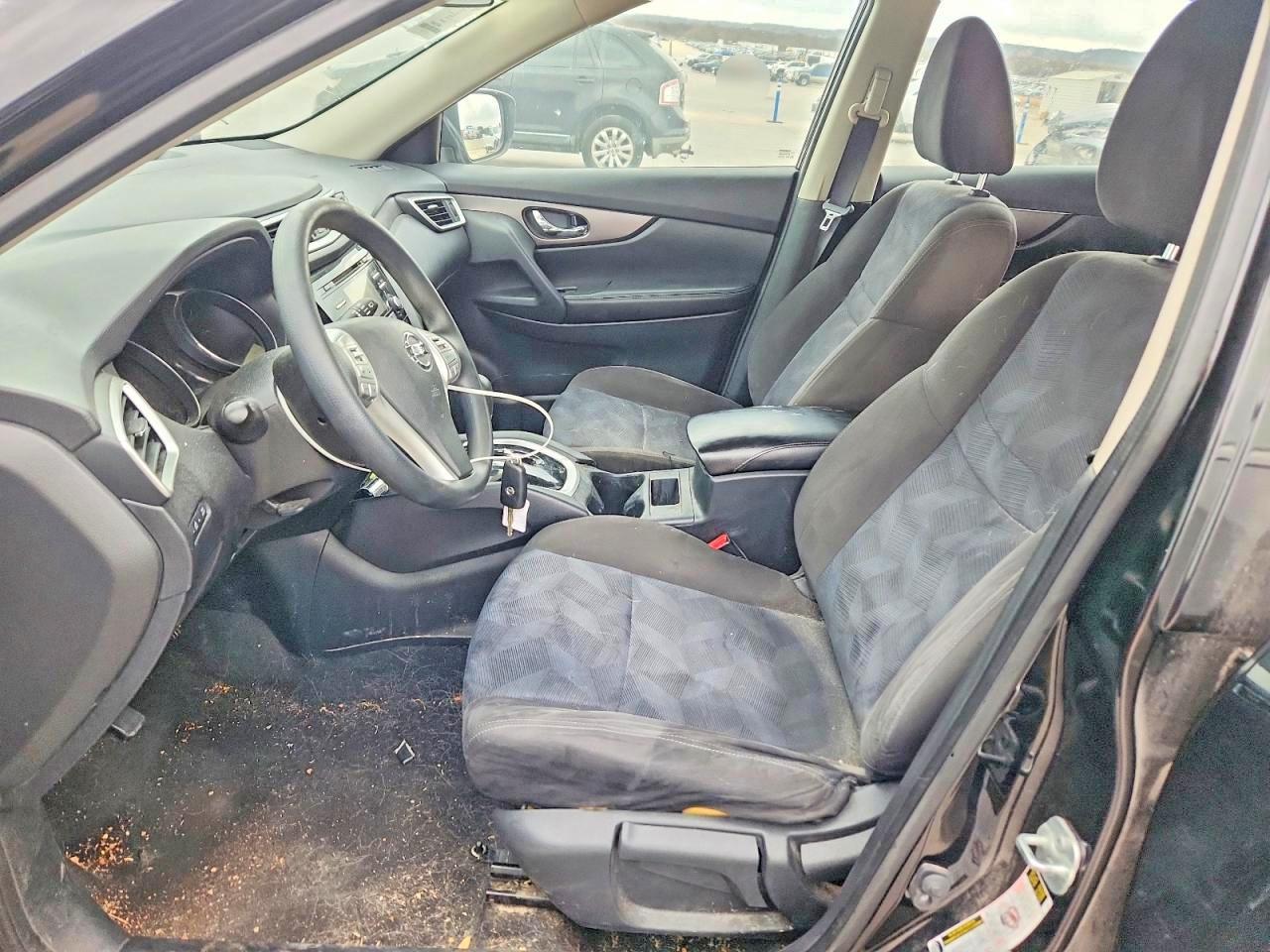 2015 Nissan Rogue S - Фото 7