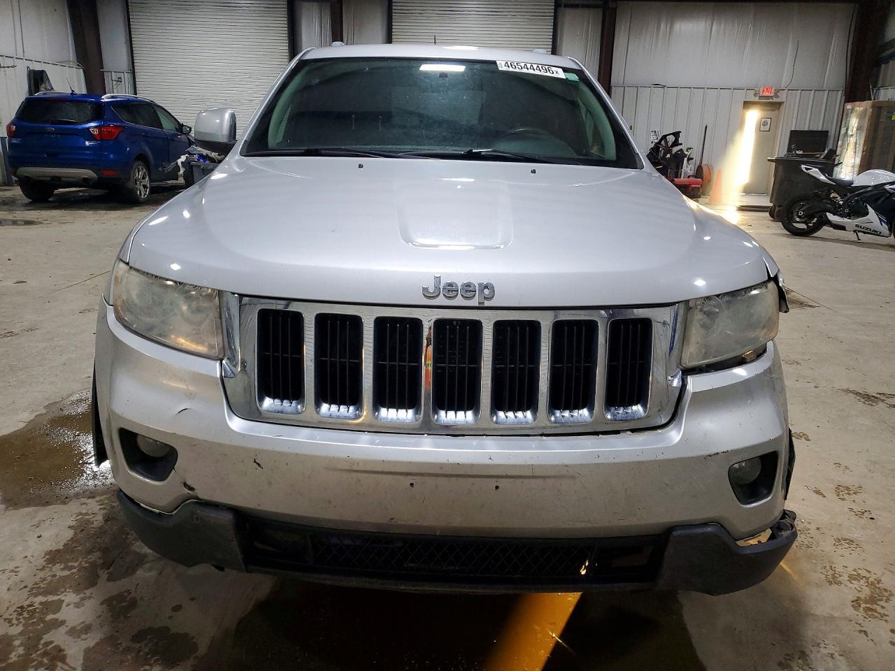2011 Jeep Grand Cherokee Laredo - Image 5