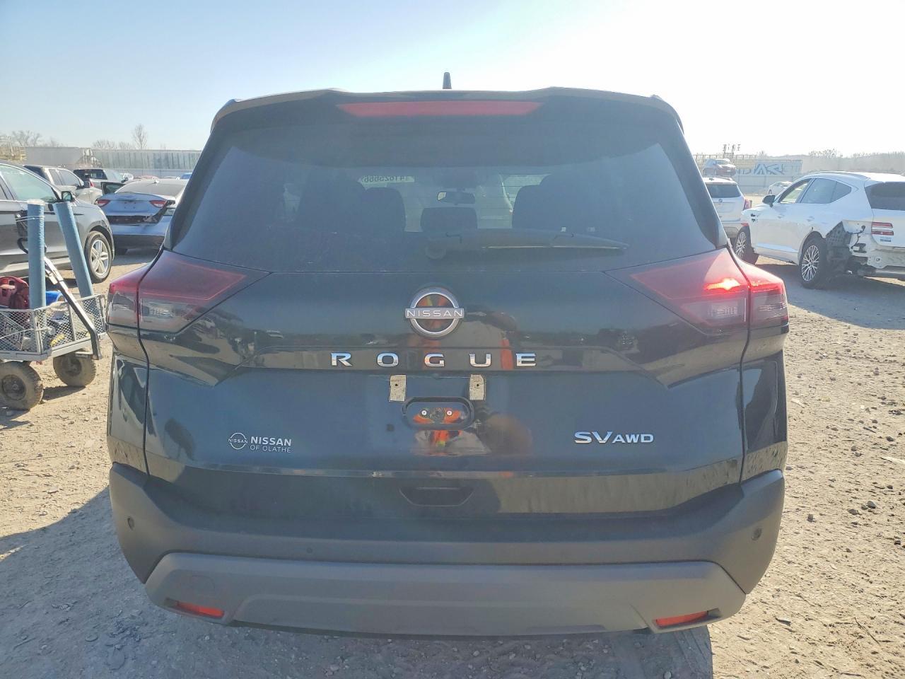 2023 Nissan Rogue Sv - Image 6