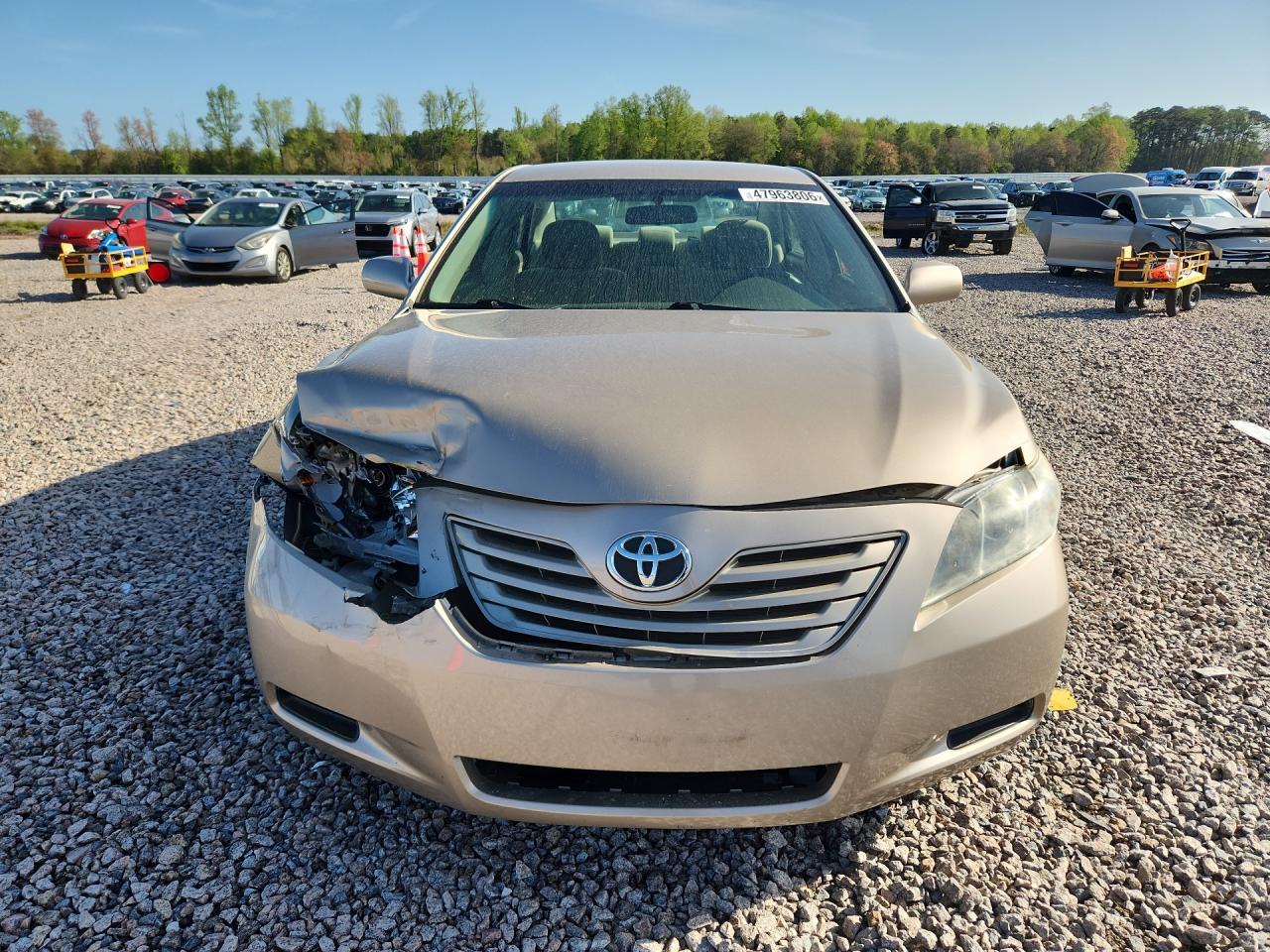 2009 Toyota Camry Le - Image 5