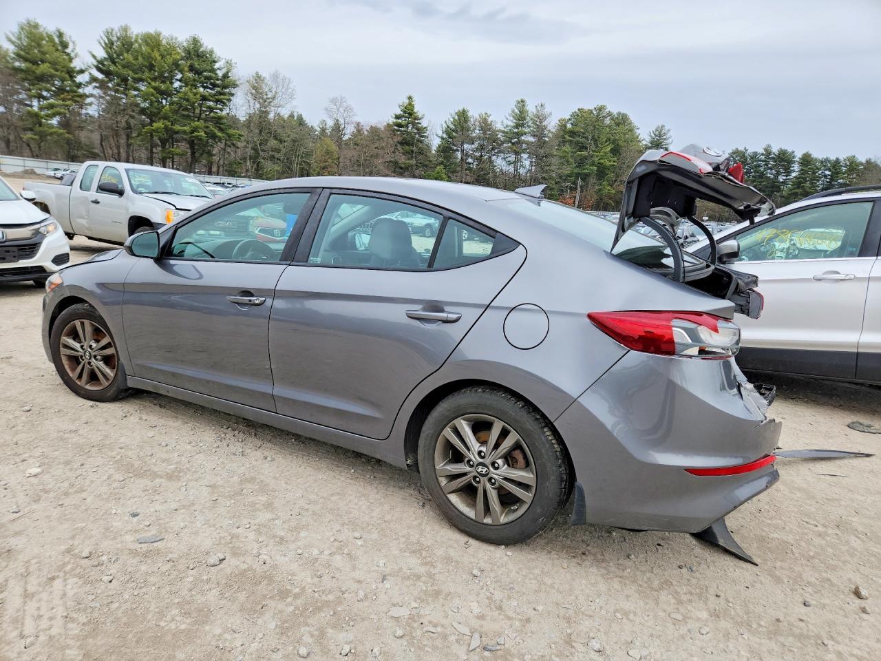 2018 Hyundai Elantra Value Edition - Фото 2