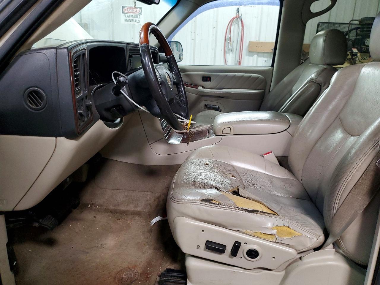 2005 Cadillac Escalade Esv - Image 7