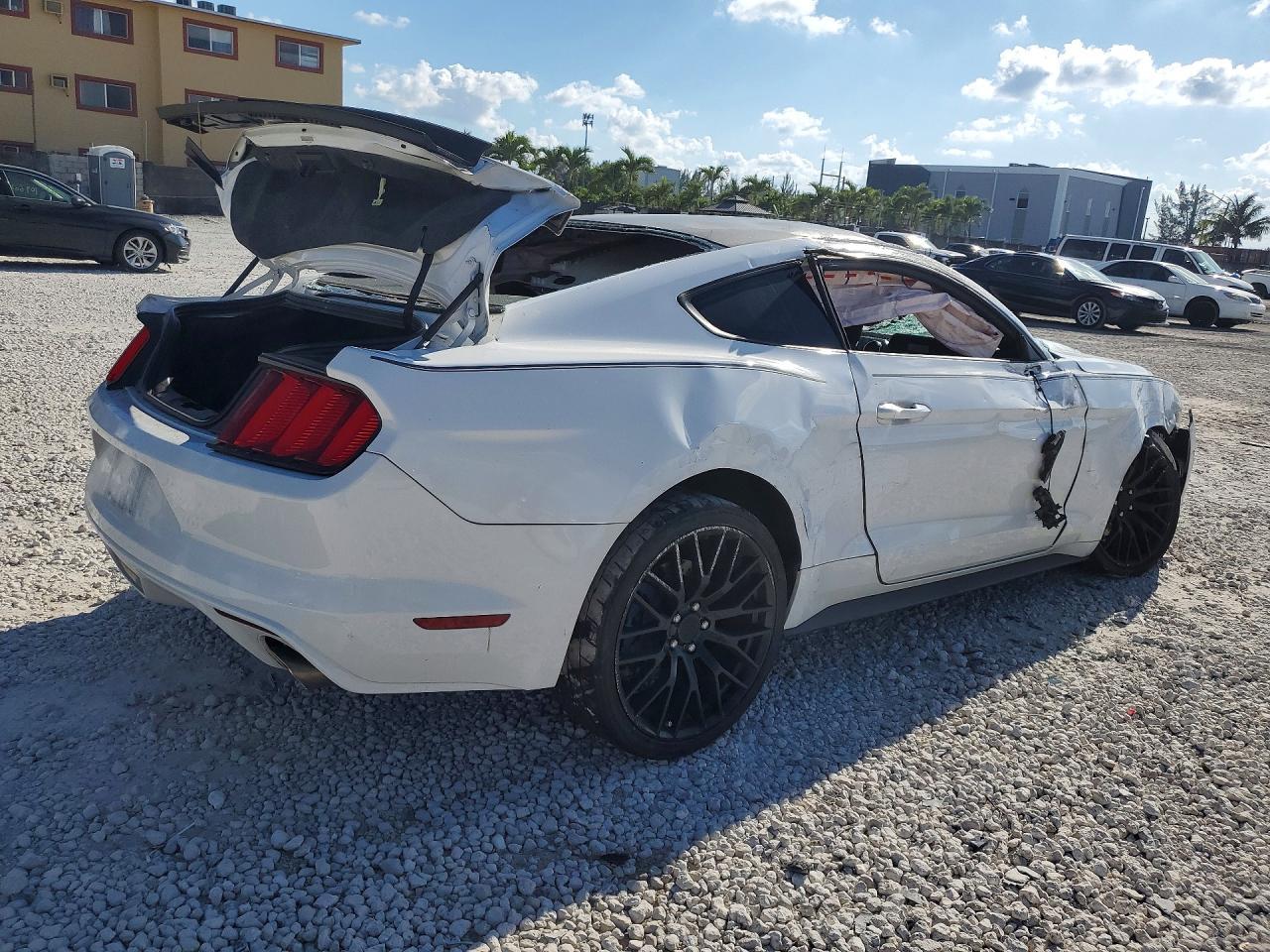 2016 Ford Mustang - Фото 3