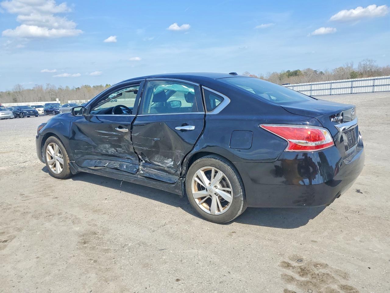 2015 Nissan Altima 2.5 Sv - Фото 2