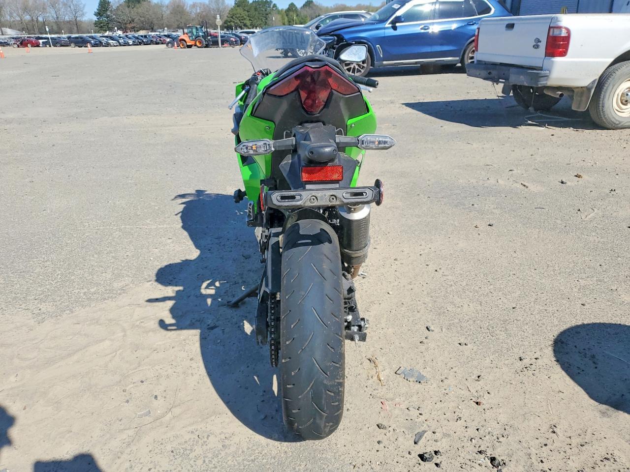 2025 Kawasaki Ex500 A - Фото 4