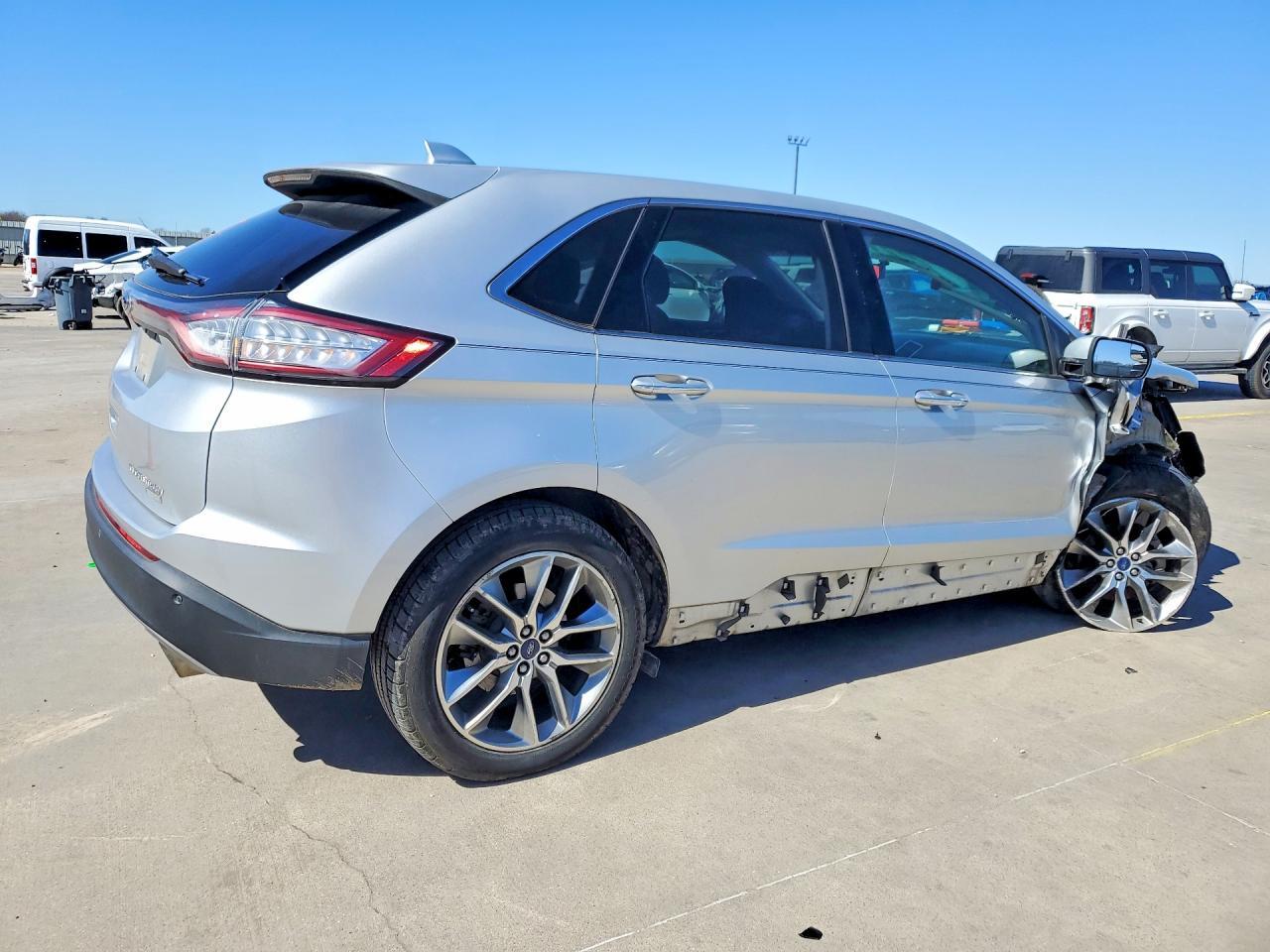 2018 Ford Edge Titanium - Фото 3