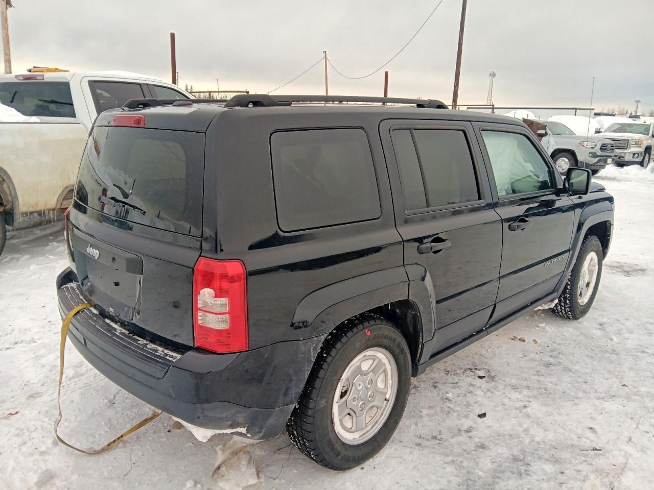 2017 Jeep Patriot - Image 3
