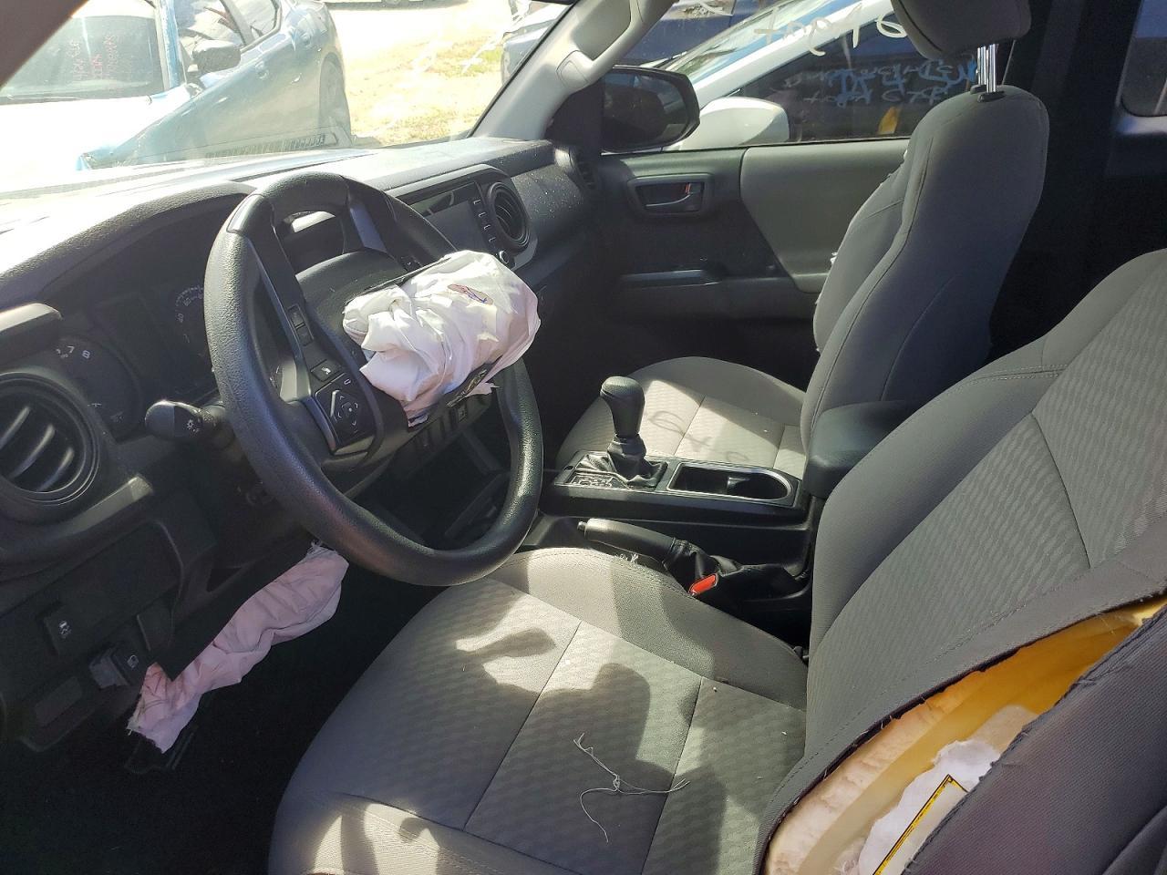2022 Toyota Tacoma Access Cab - Image 7
