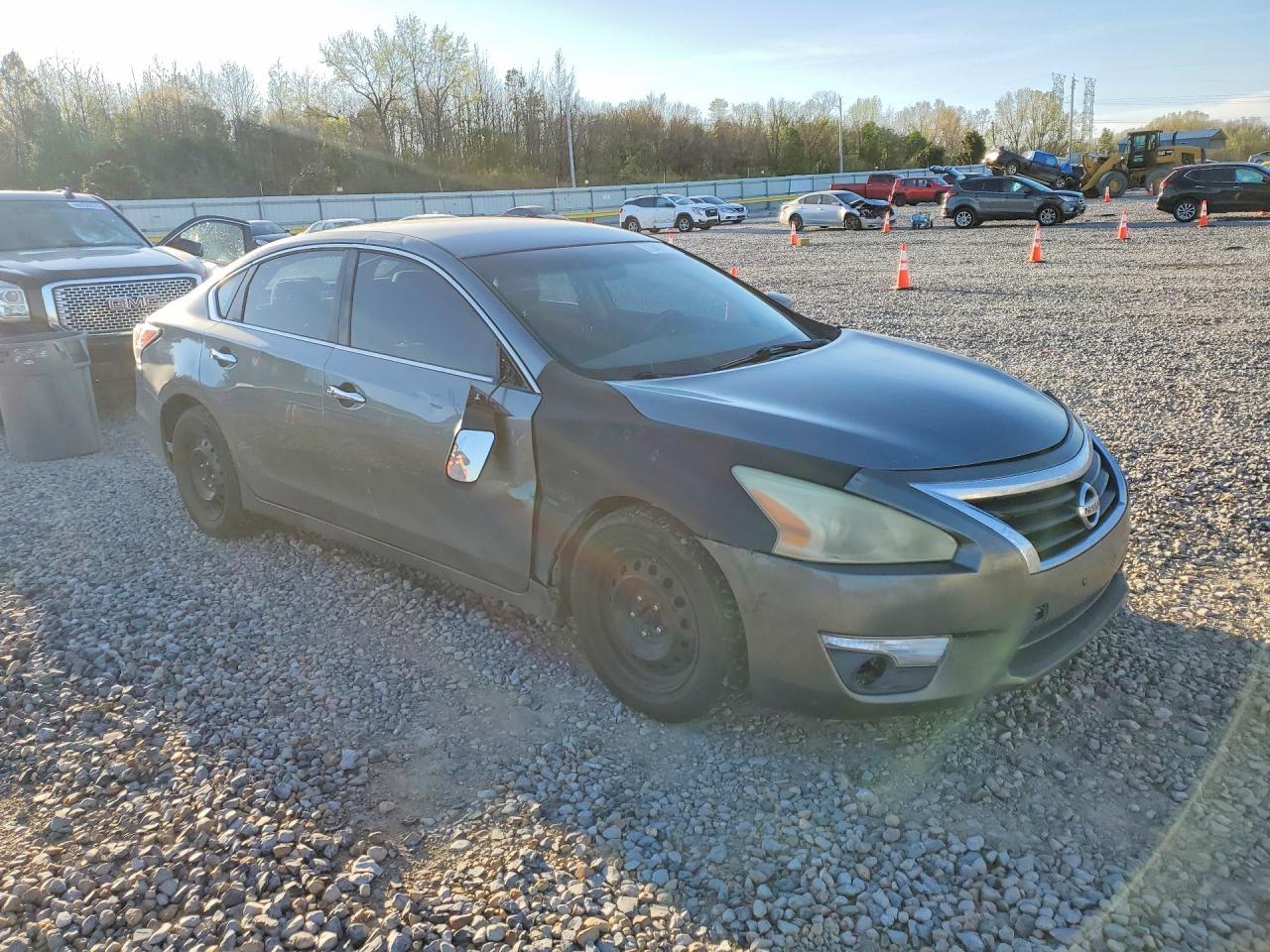 2015 Nissan Altima 2.5 S - Image 4