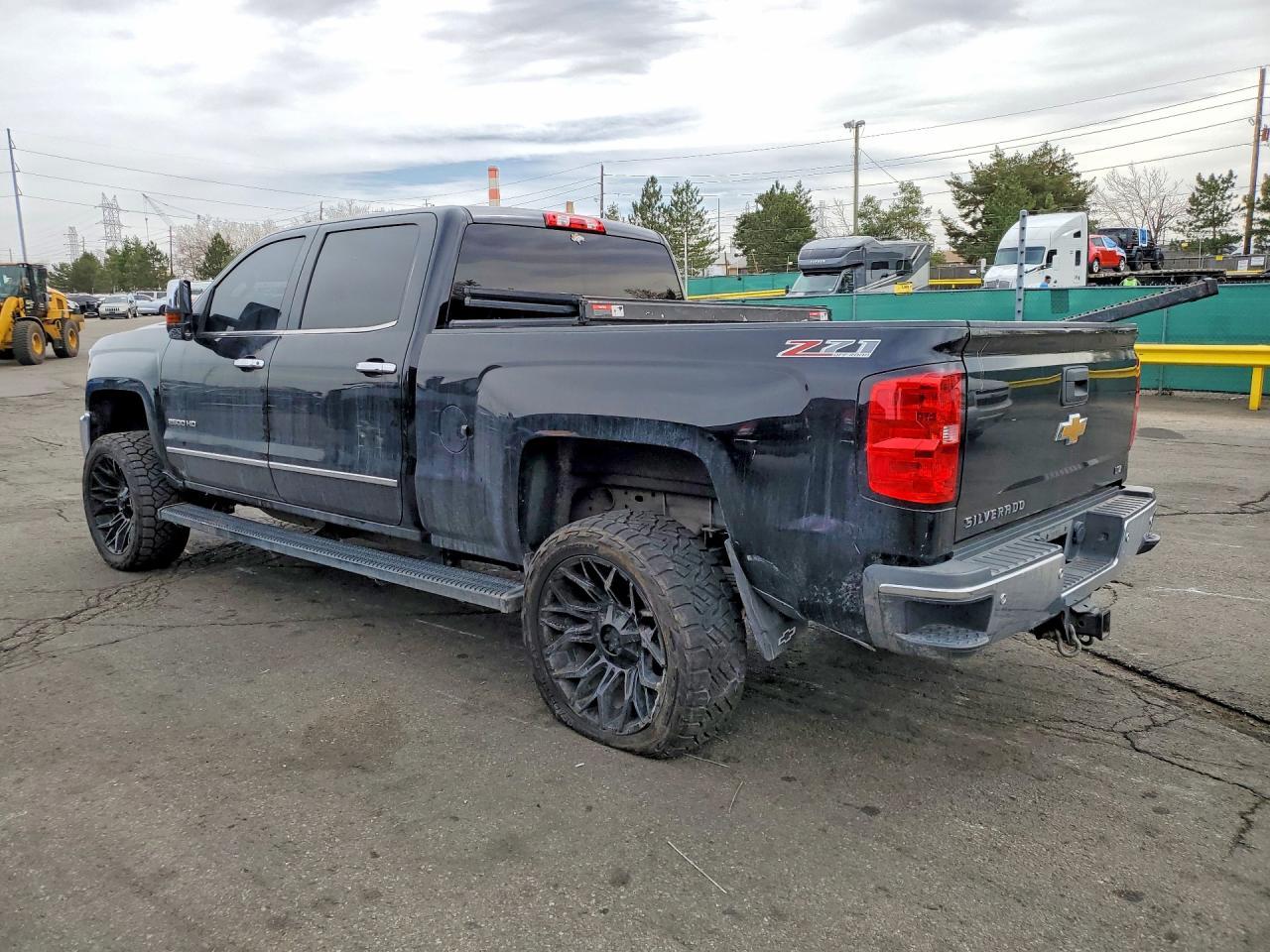 2015 Chevrolet Silverado K2500 Heavy Duty Ltz - Фото 2