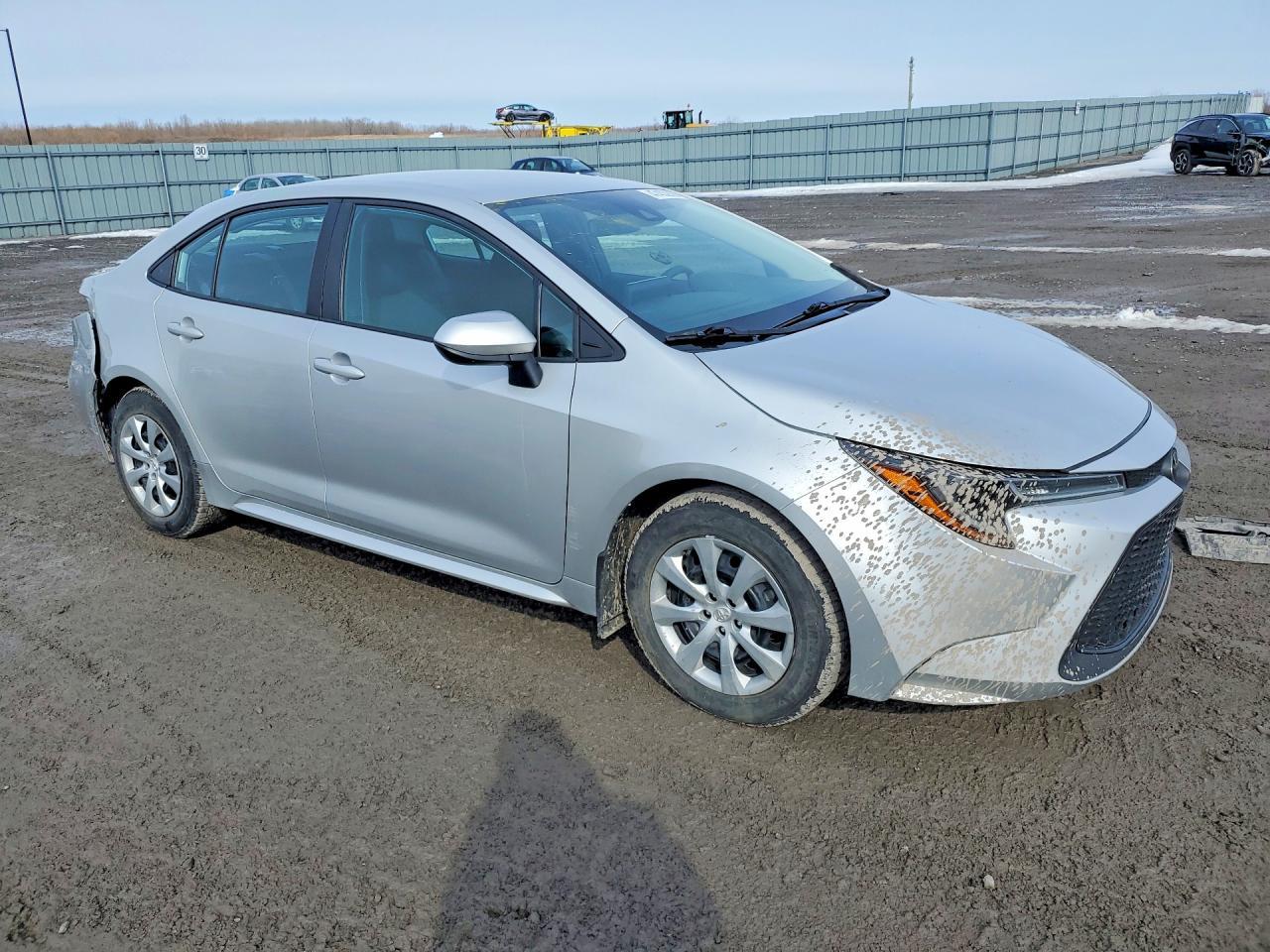 2022 Toyota Corolla Le - Image 4