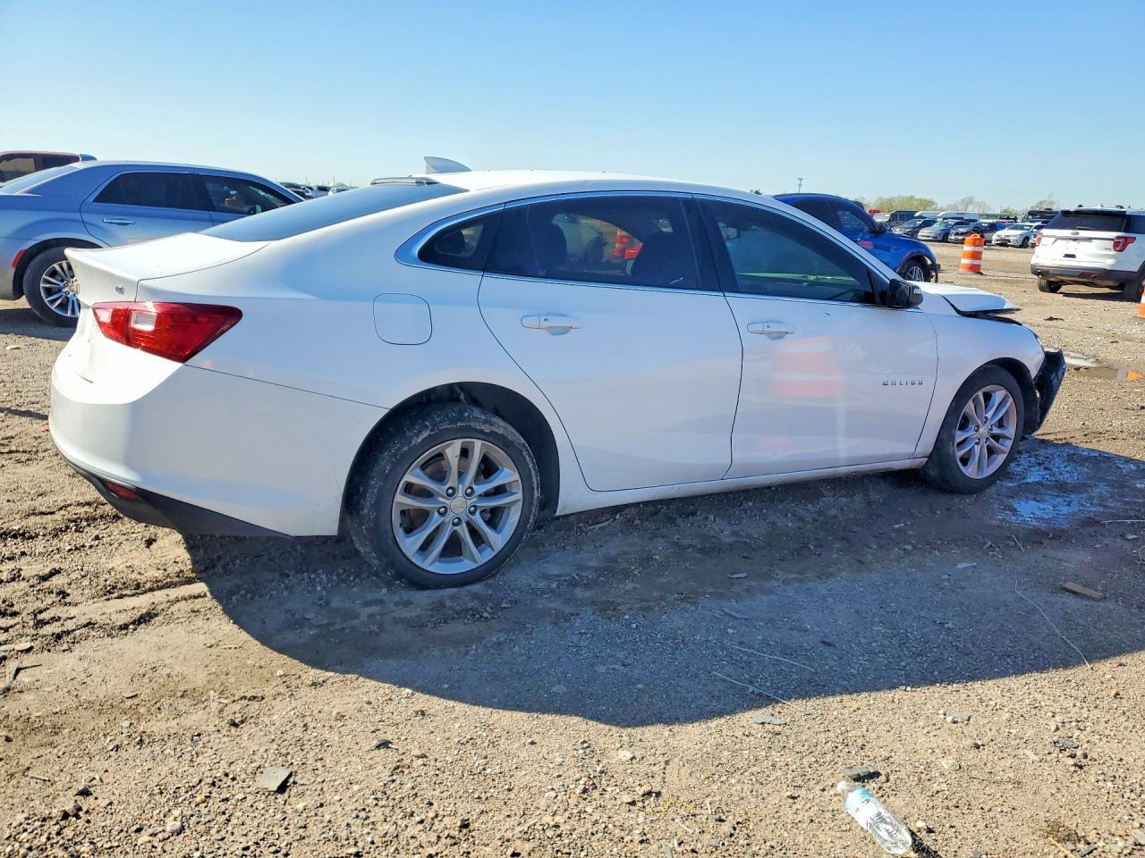 2018 Chevrolet Malibu Lt - Image 3