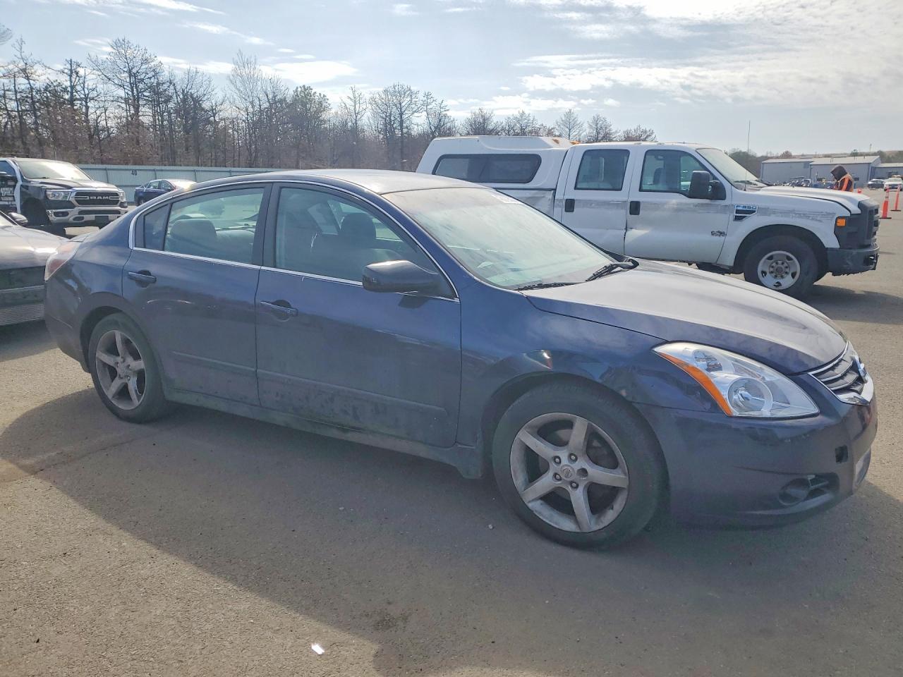 2010 Nissan Altima 2.5 - Image 4