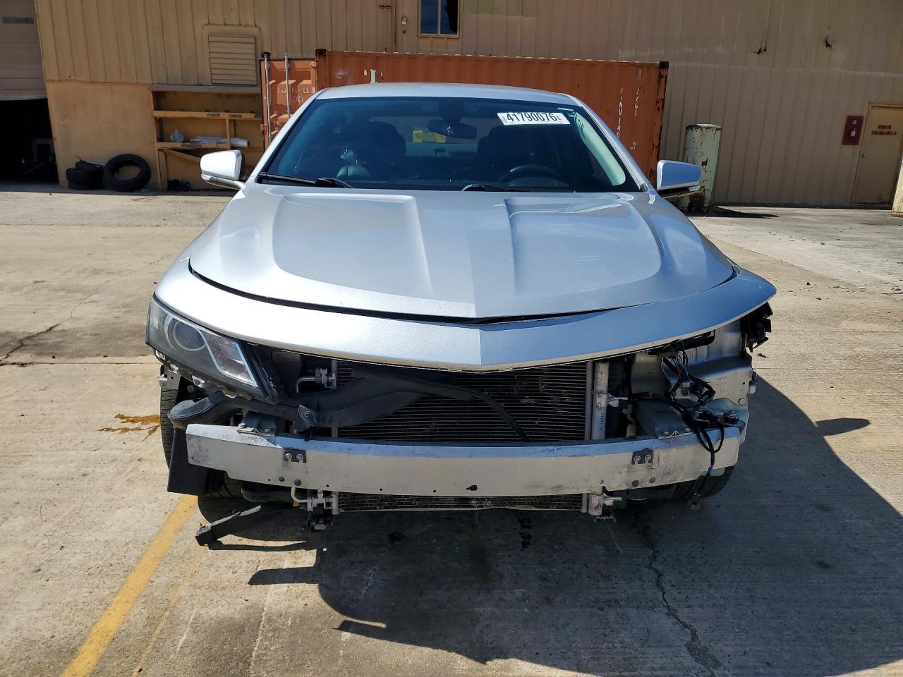 2018 Chevrolet Impala Lt - Image 5