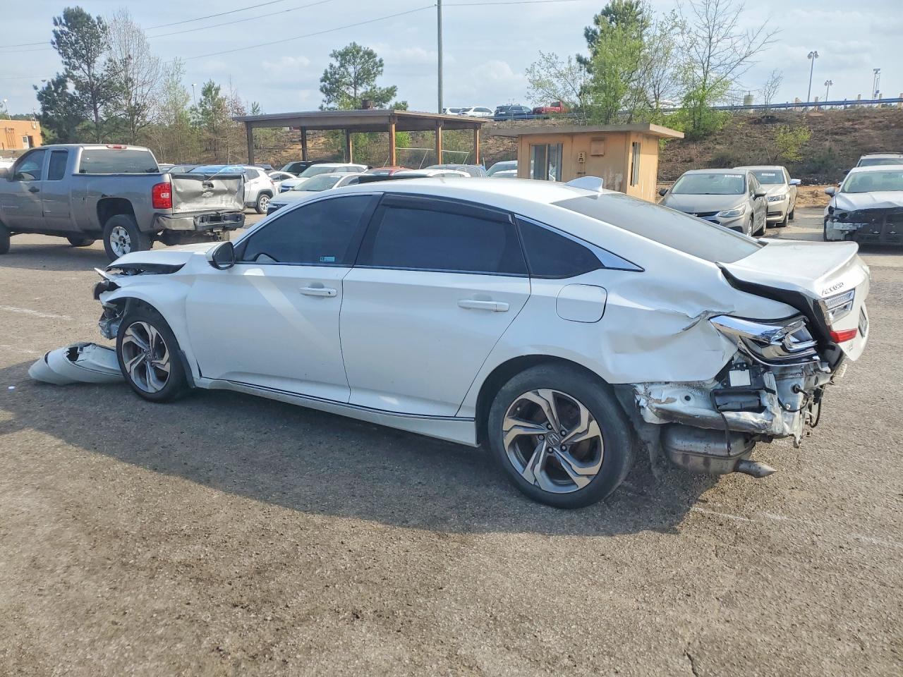 2019 Honda Accord Ex - Image 2